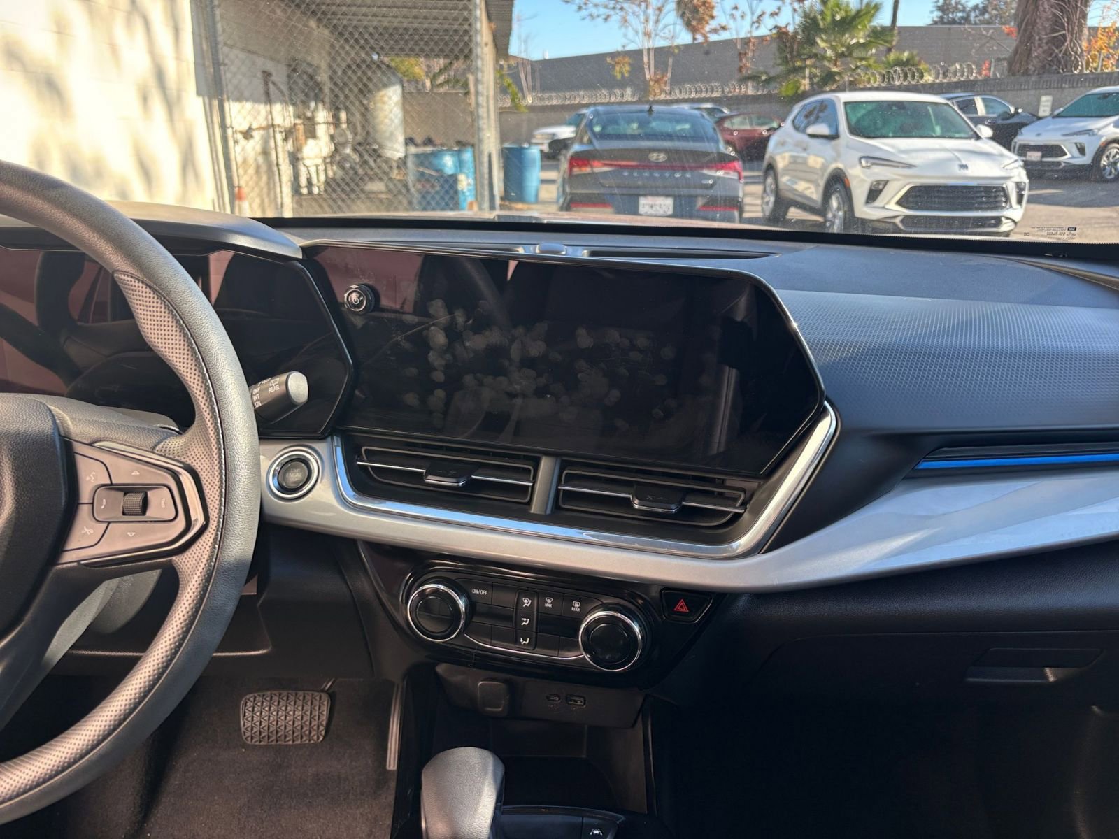 Thumbnail: 2025 Chevrolet Trax - 18