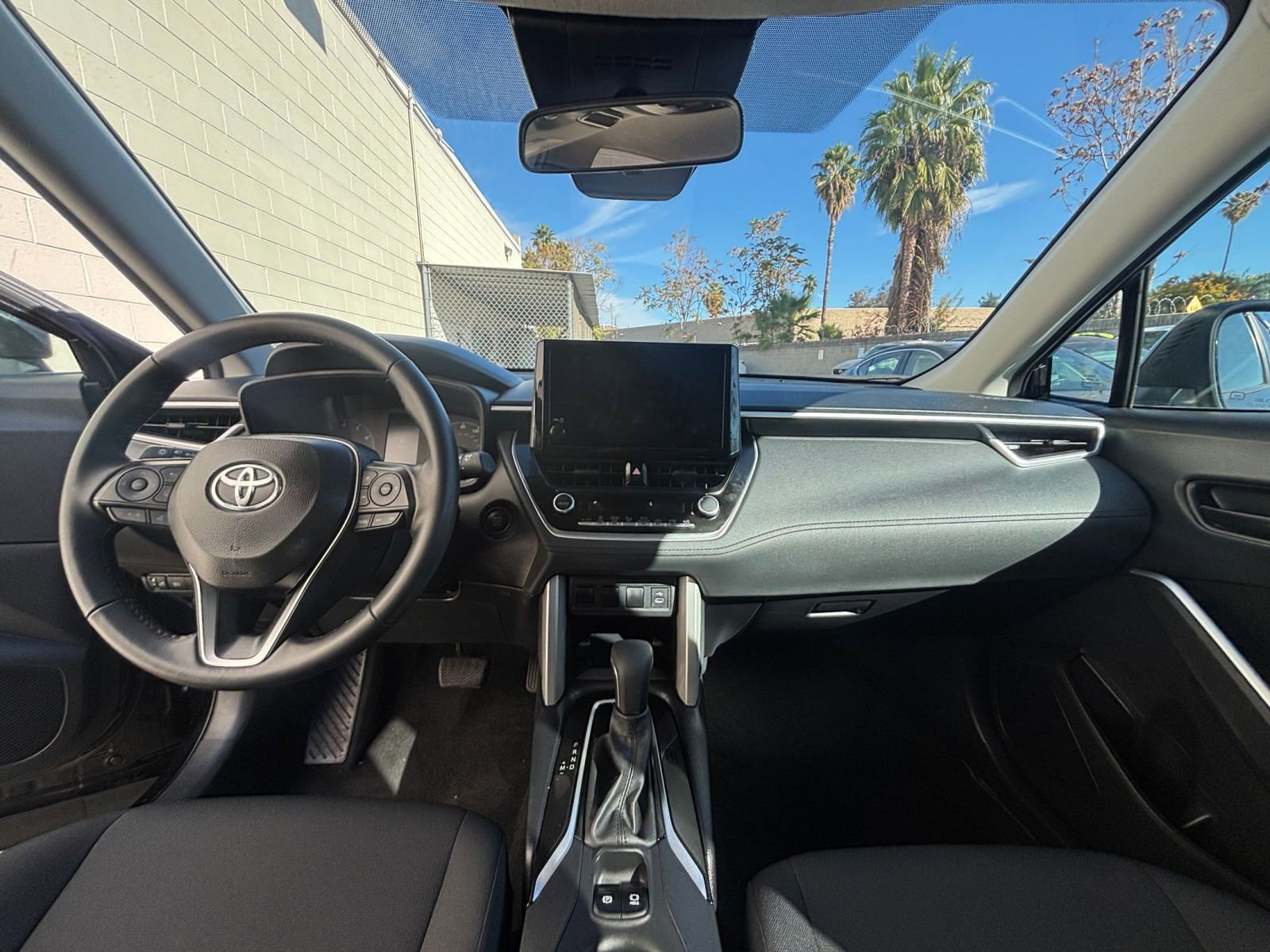 Thumbnail: 2025 Toyota Corolla Cross - 33