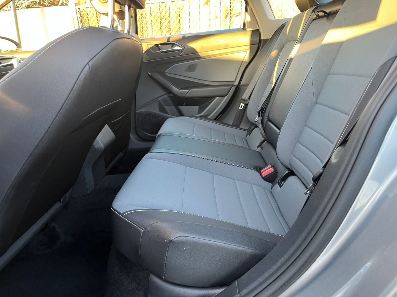 Thumbnail: 2025 Volkswagen Jetta - 27