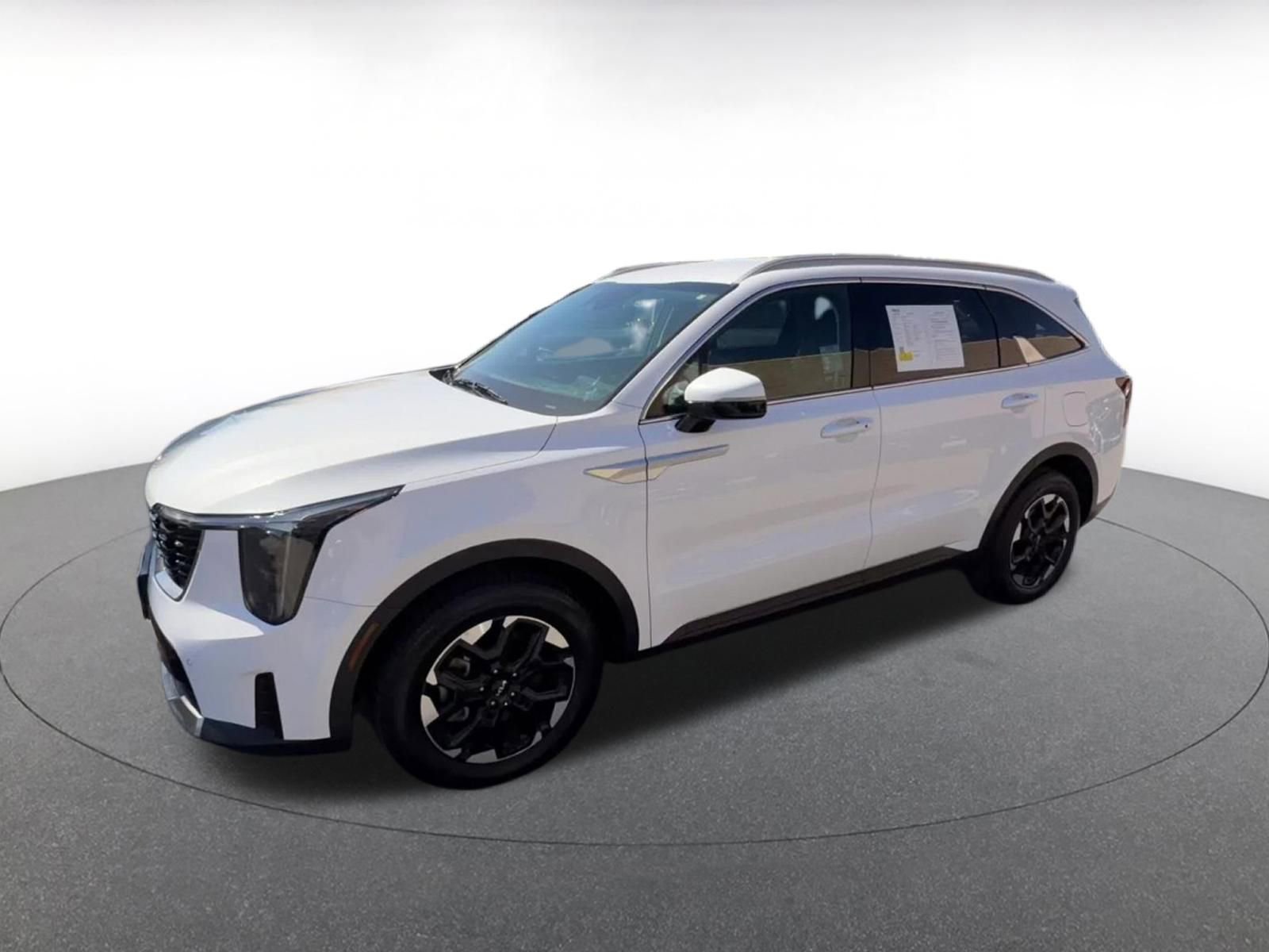 Thumbnail: 2024 Kia Sorento - 8