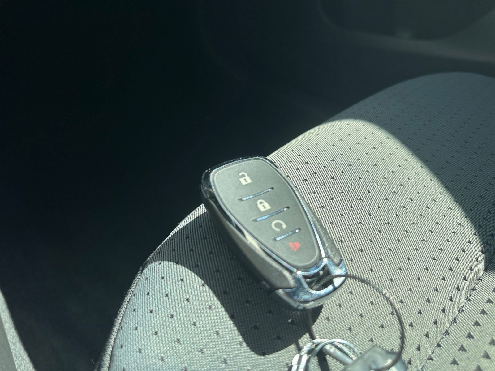 Thumbnail: 2025 Chevrolet Trax - 21