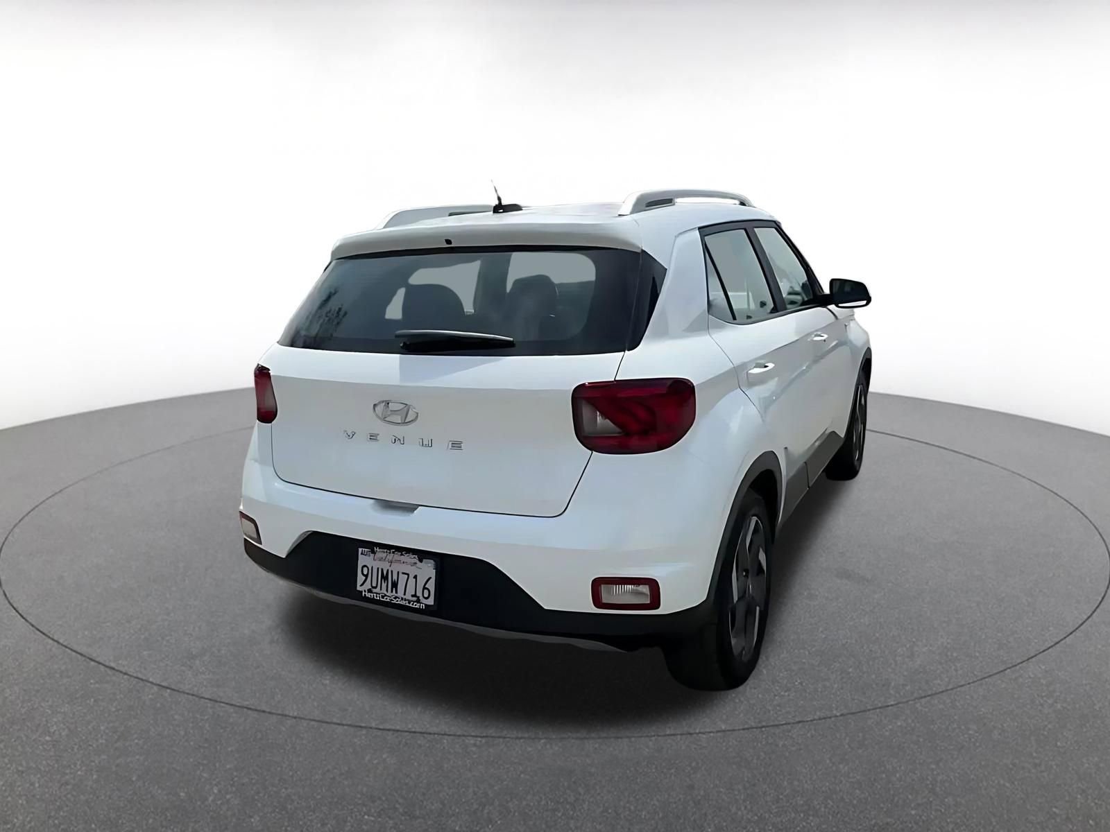 Thumbnail: 2025 Hyundai Venue - 15