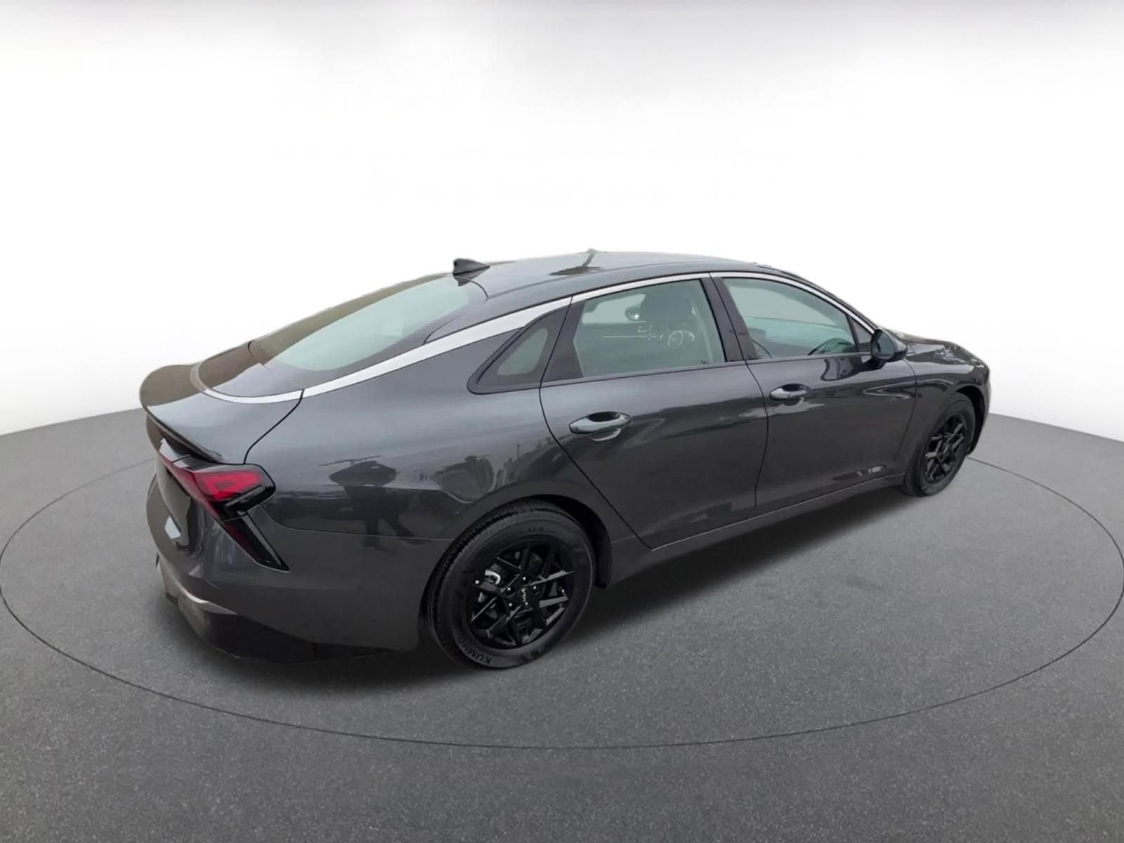 Thumbnail: 2025 Kia K5 - 15