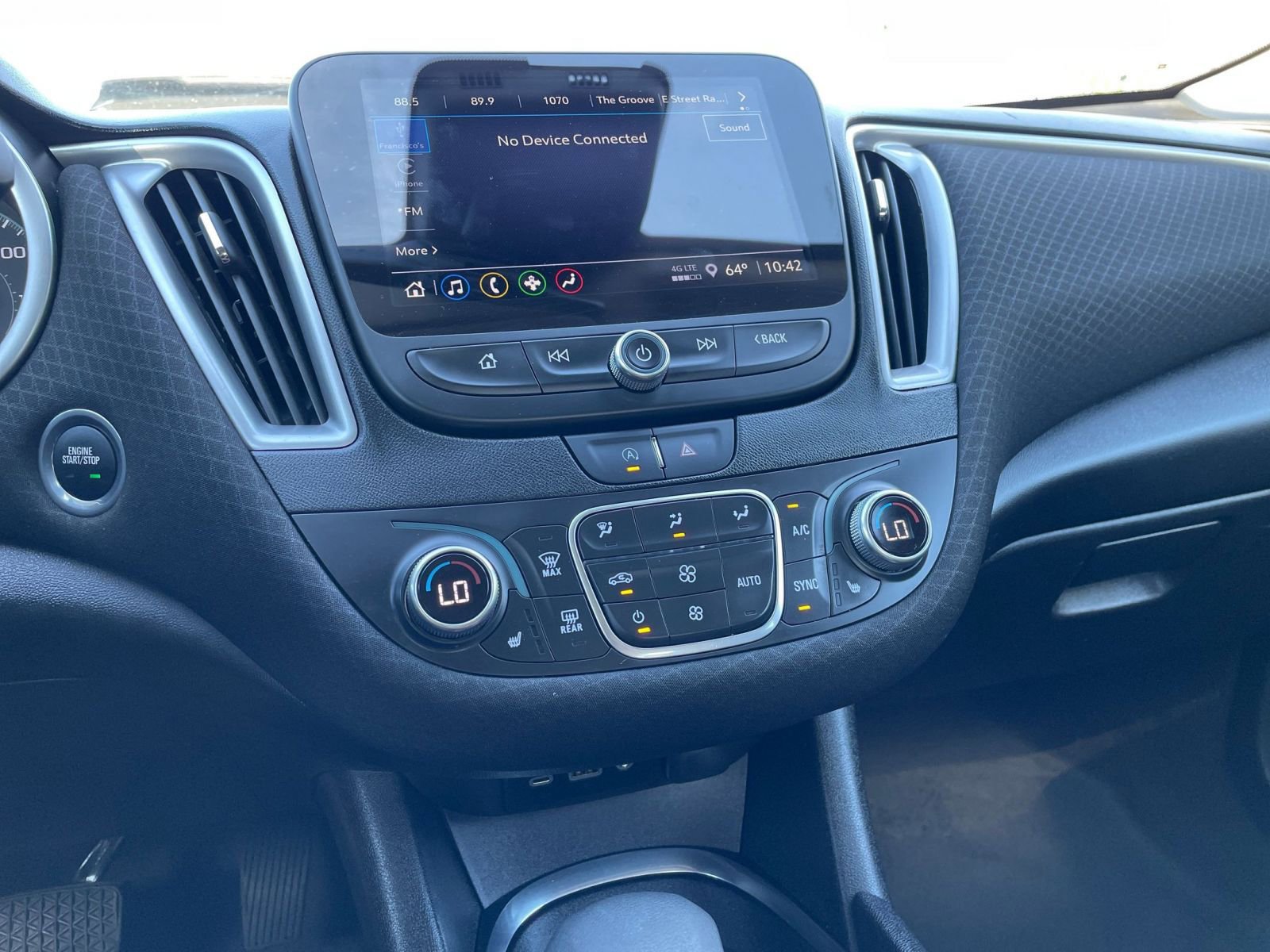 Thumbnail: 2024 Chevrolet Malibu - 17