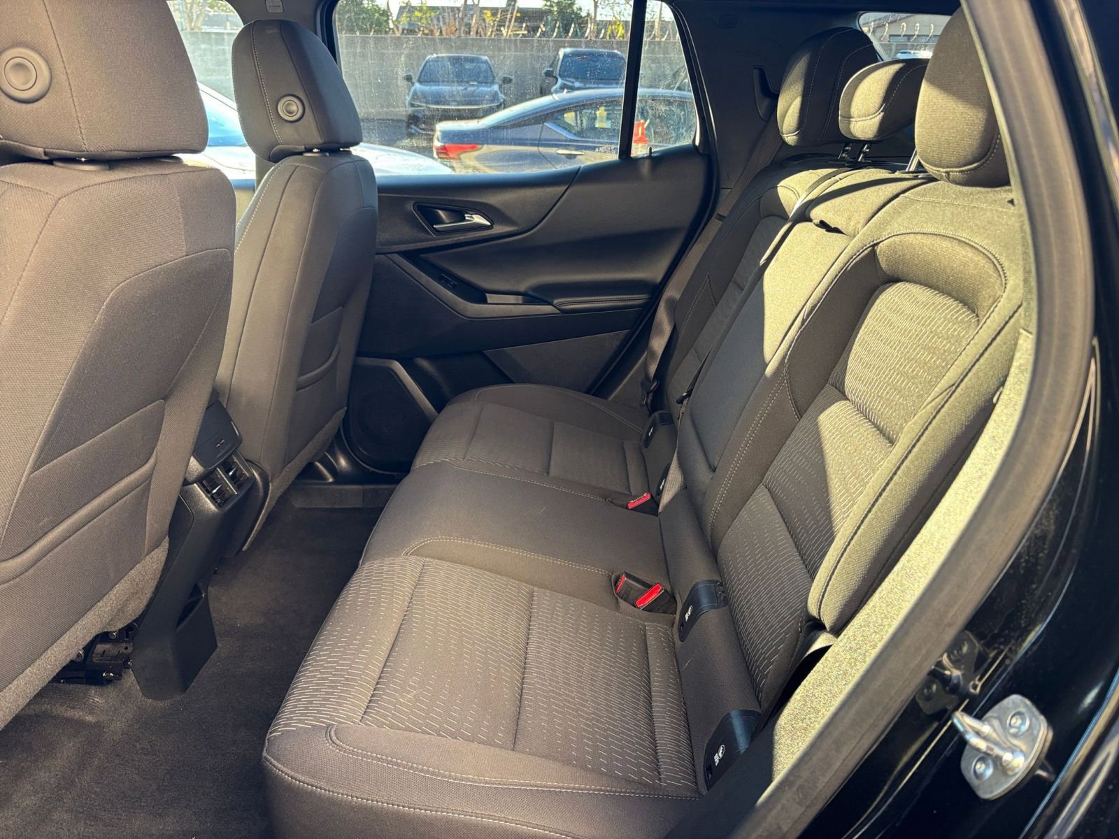 Thumbnail: 2025 Chevrolet Equinox - 25