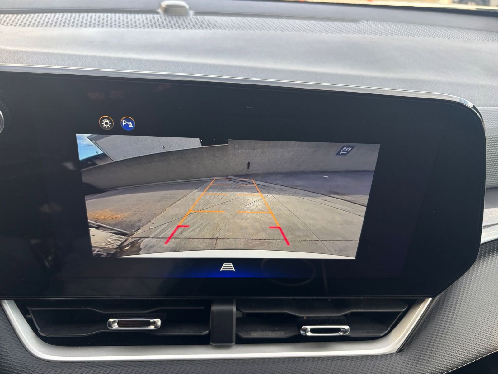 Thumbnail: 2025 Chevrolet Equinox - 17