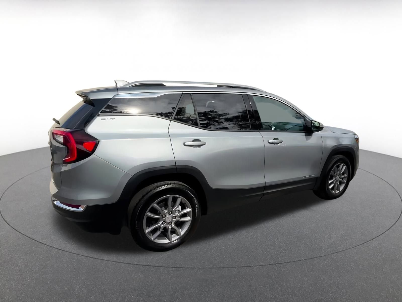 Thumbnail: 2024 GMC Terrain - 15