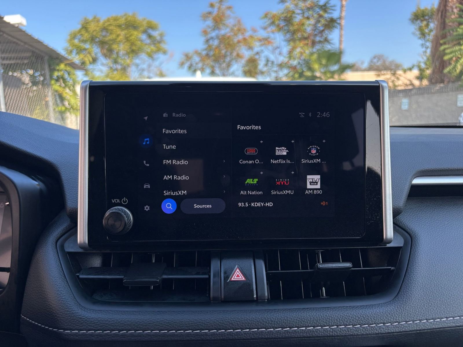 Thumbnail: 2025 Toyota RAV4 - 21