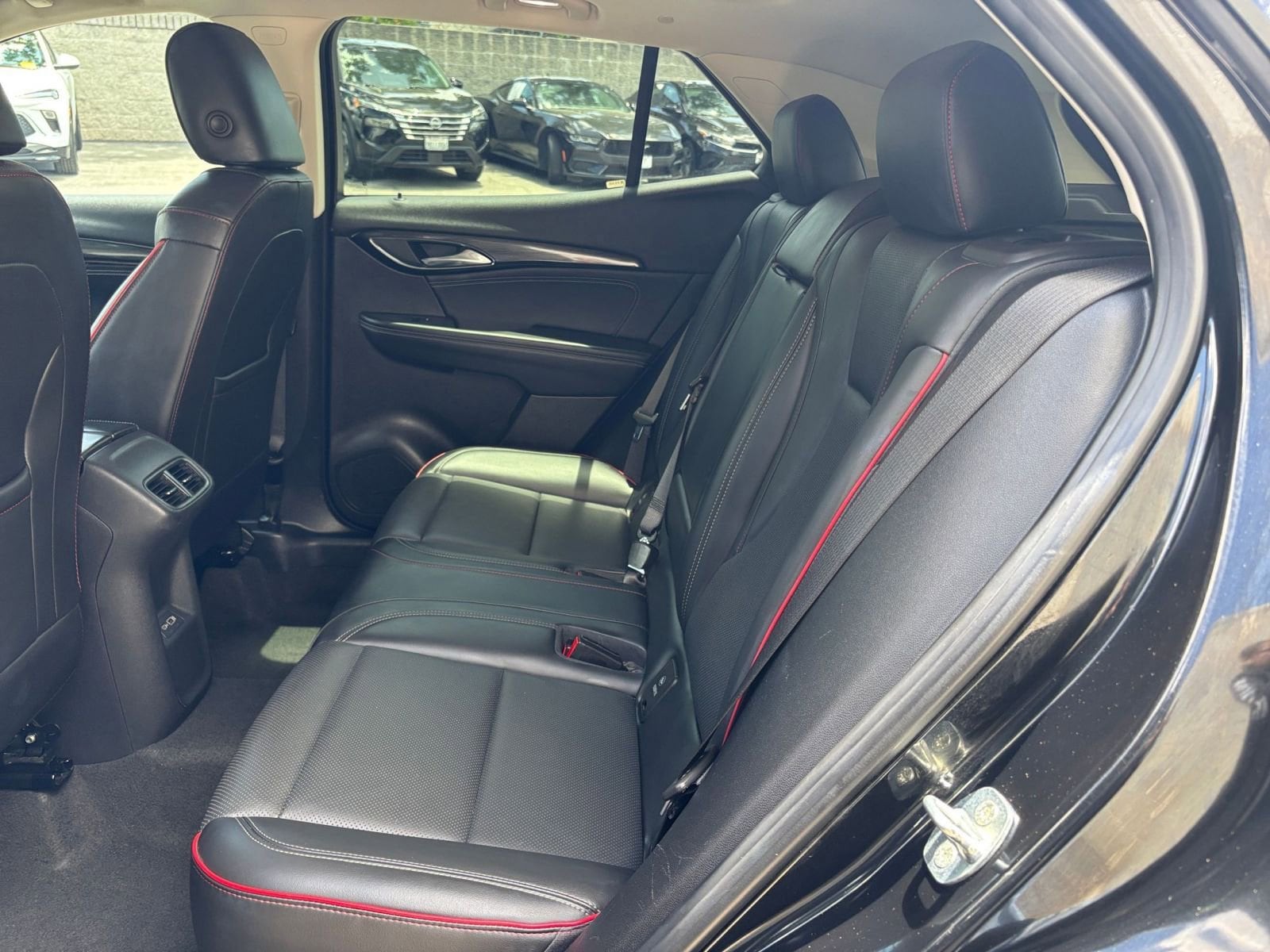 2023 Buick Envision Essence 26