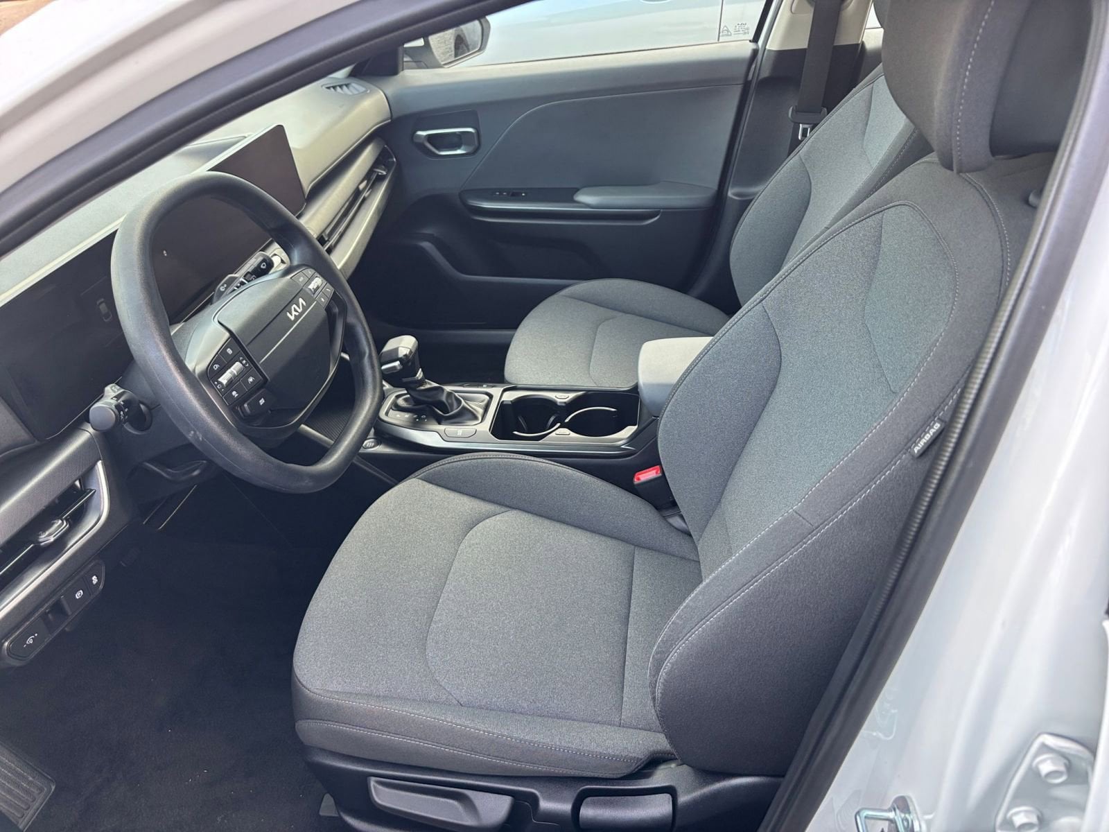 Thumbnail: 2025 Kia K4 - 27