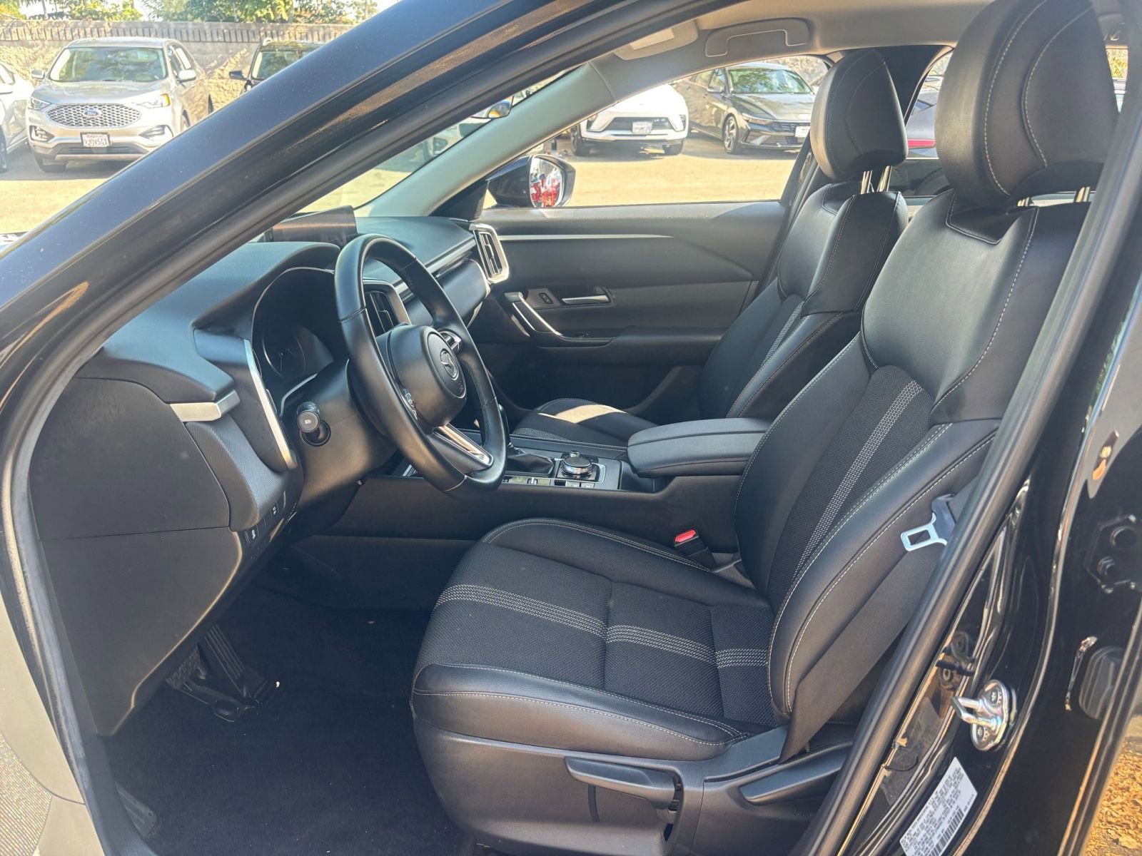 Thumbnail: 2025 Mazda CX-50 - 27