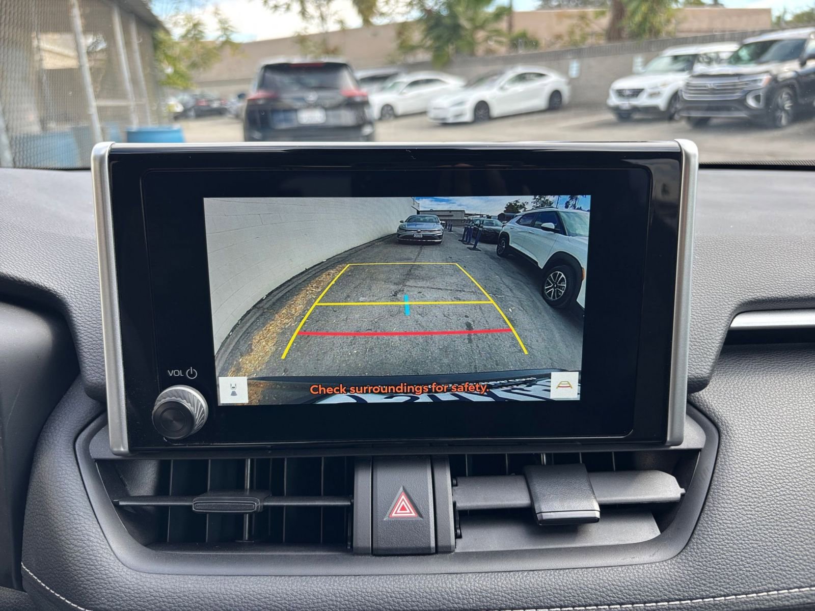 Thumbnail: 2025 Toyota RAV4 - 17