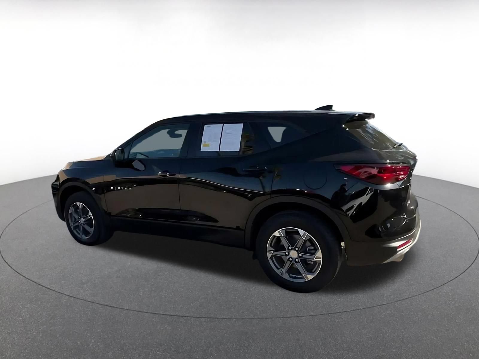 Thumbnail: 2025 Chevrolet Blazer - 9
