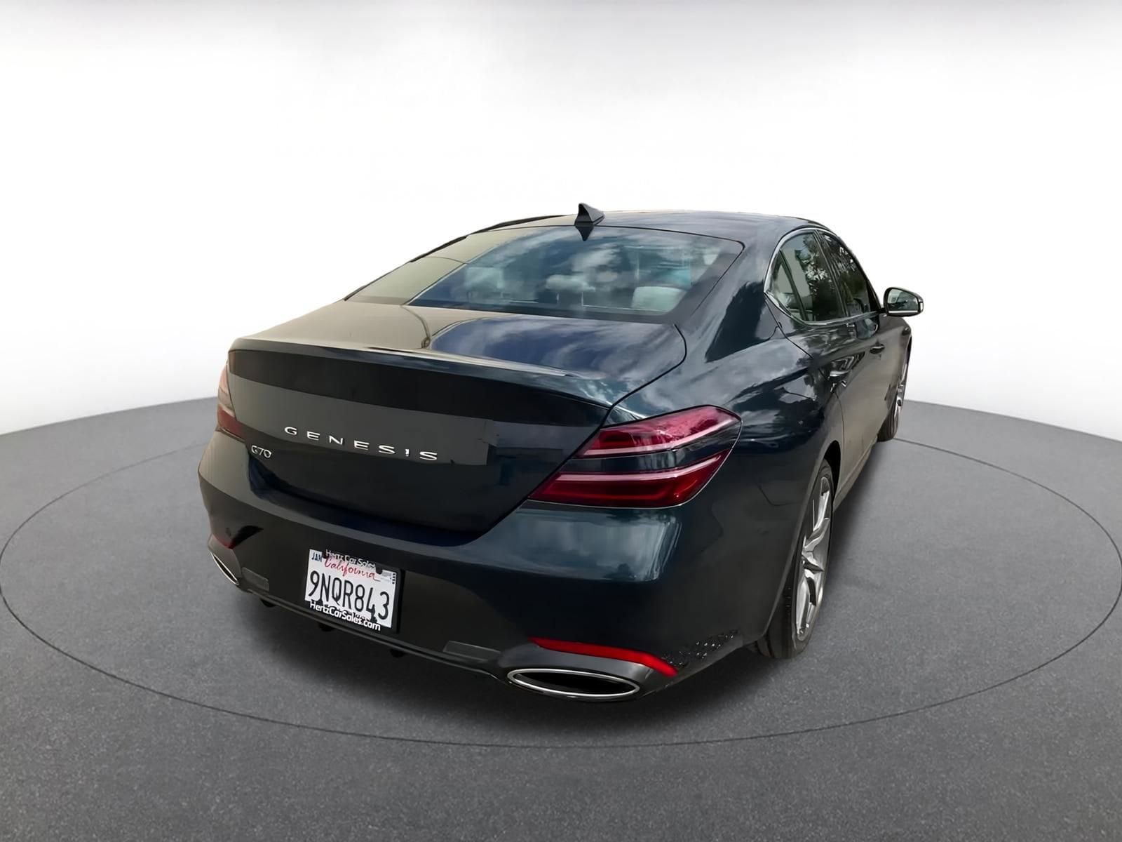 Thumbnail: 2025 Genesis G70 - 14