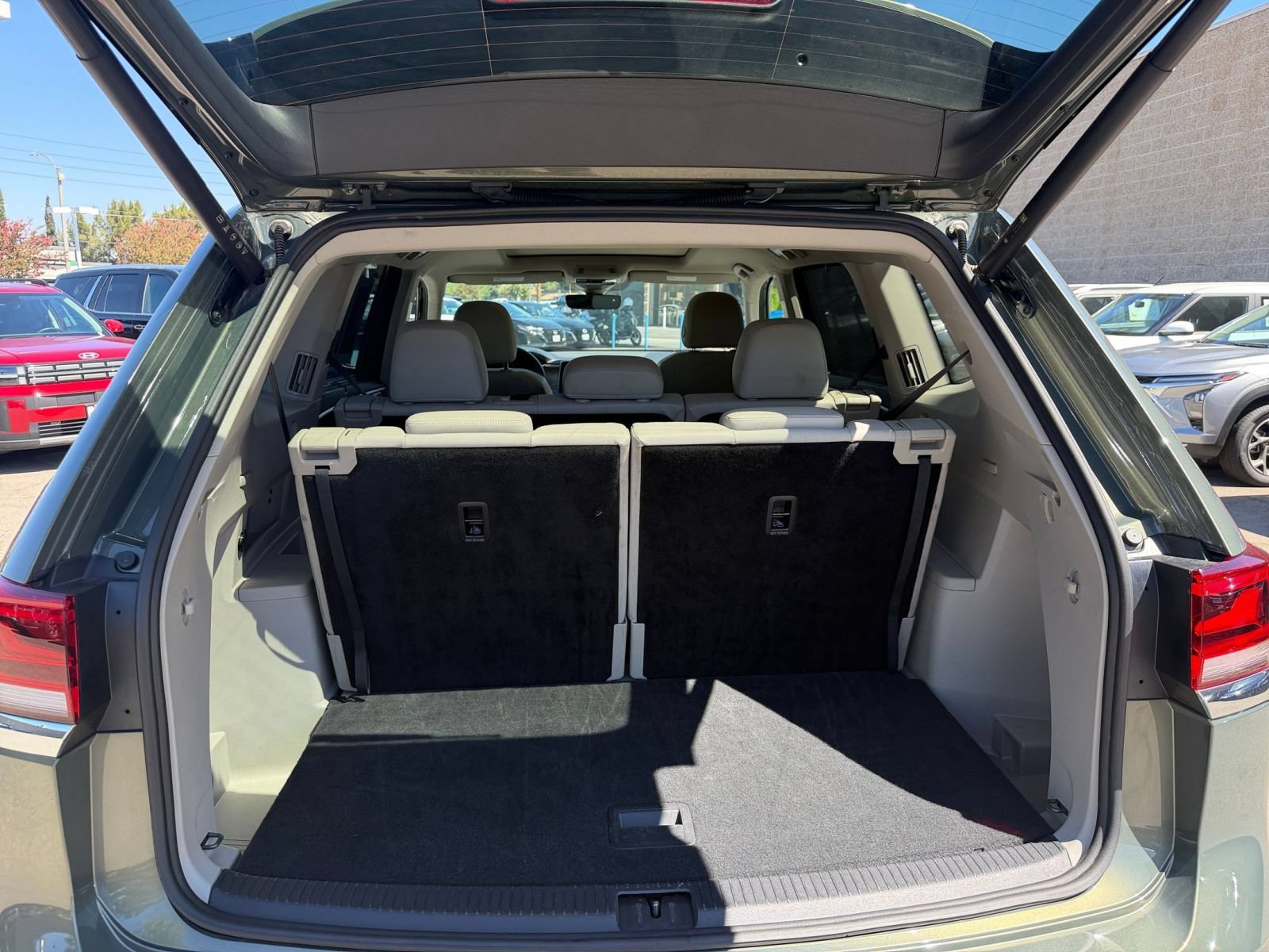 Thumbnail: 2026 Volkswagen Atlas - 34