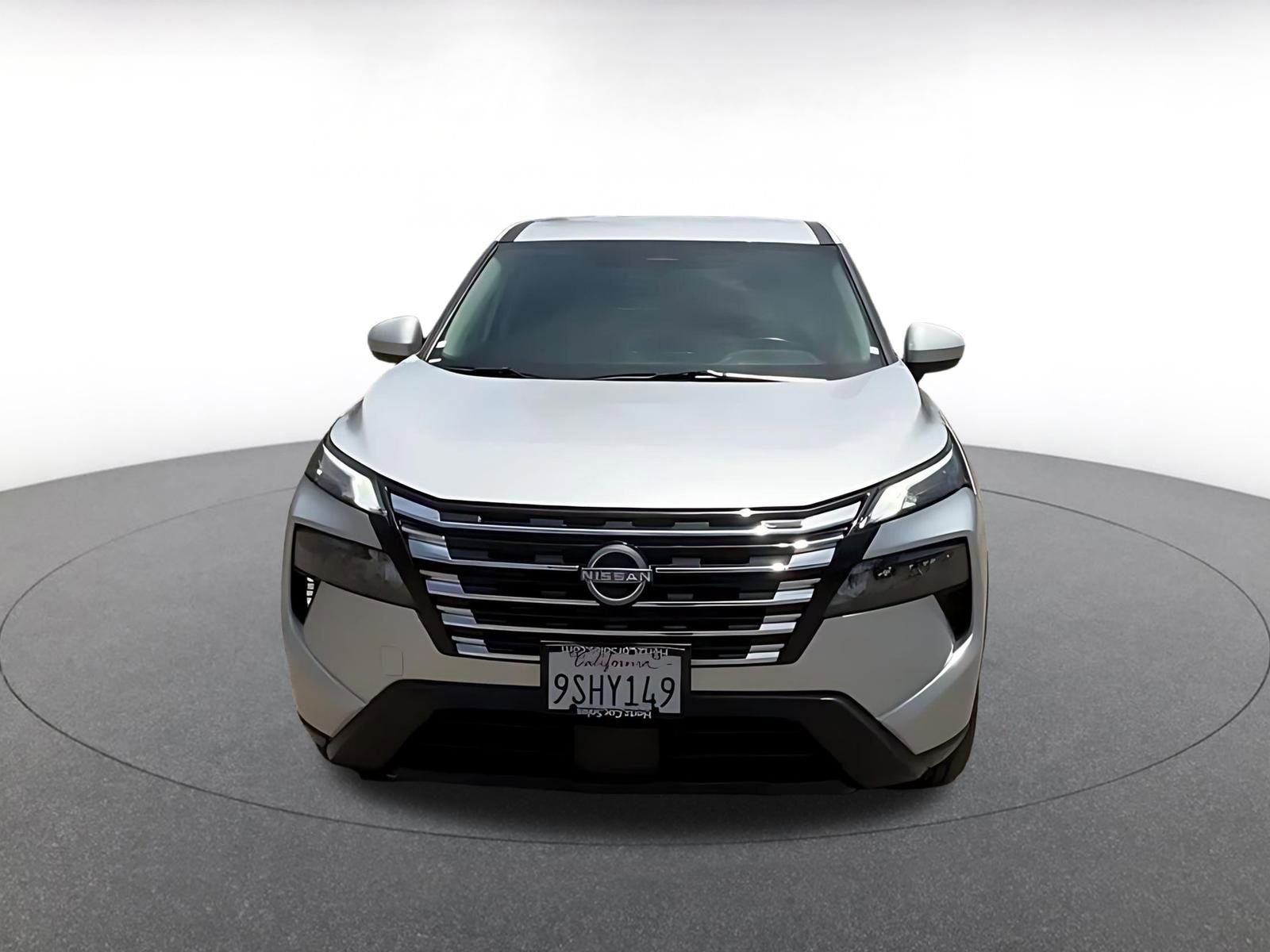 Thumbnail: 2025 Nissan Rogue - 4