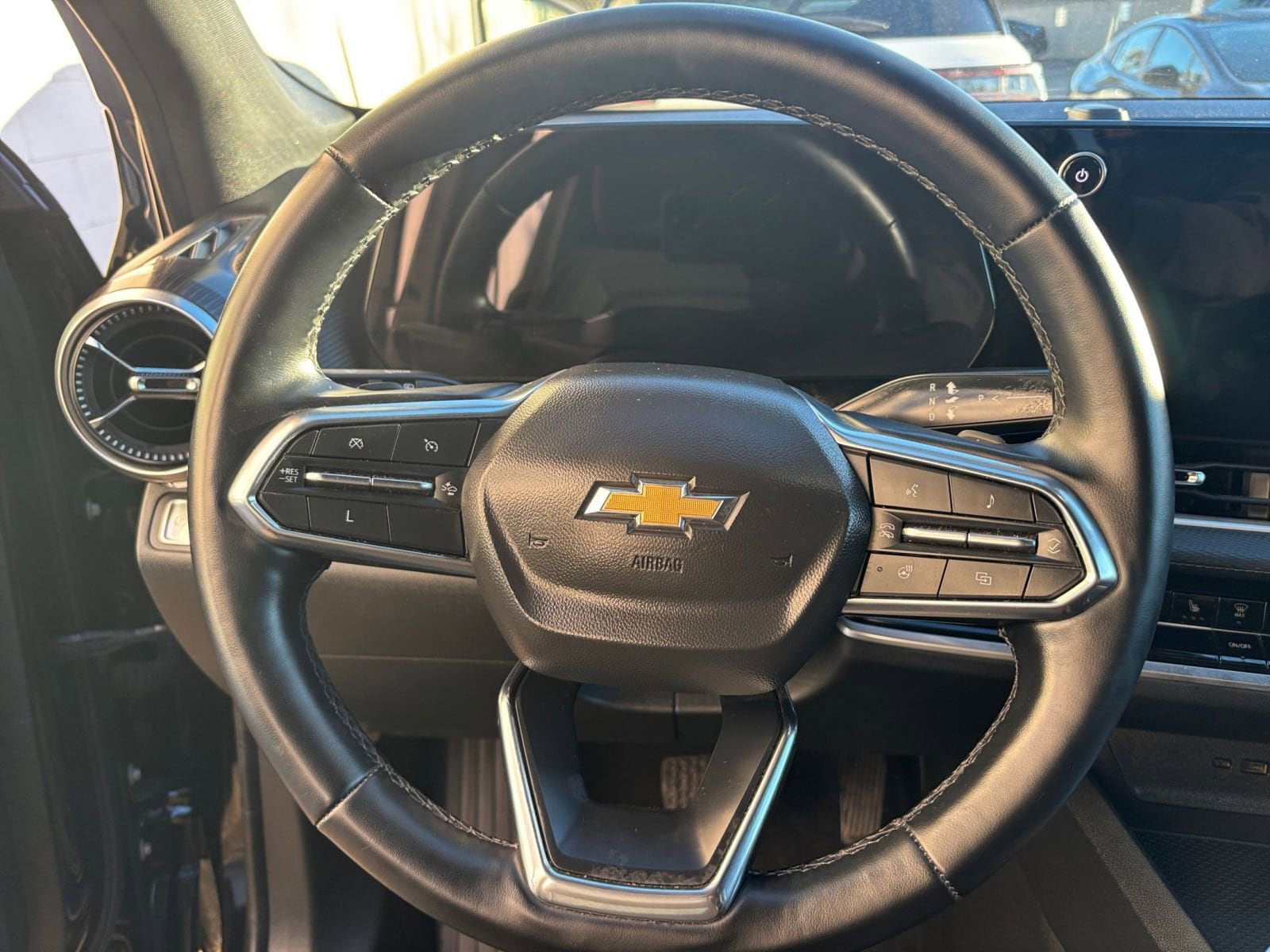 Thumbnail: 2025 Chevrolet Equinox - 28