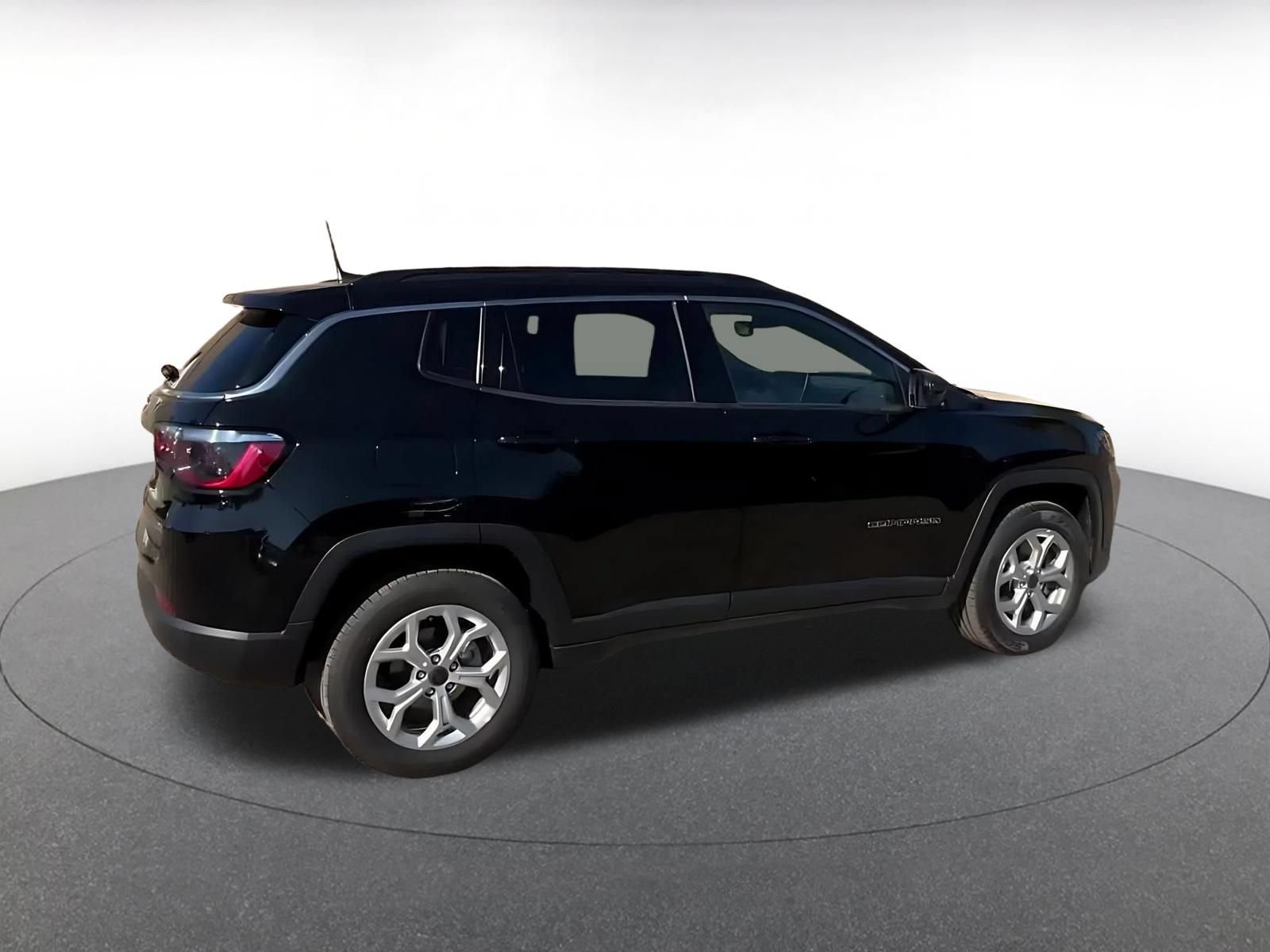 Thumbnail: 2025 Jeep Compass - 15