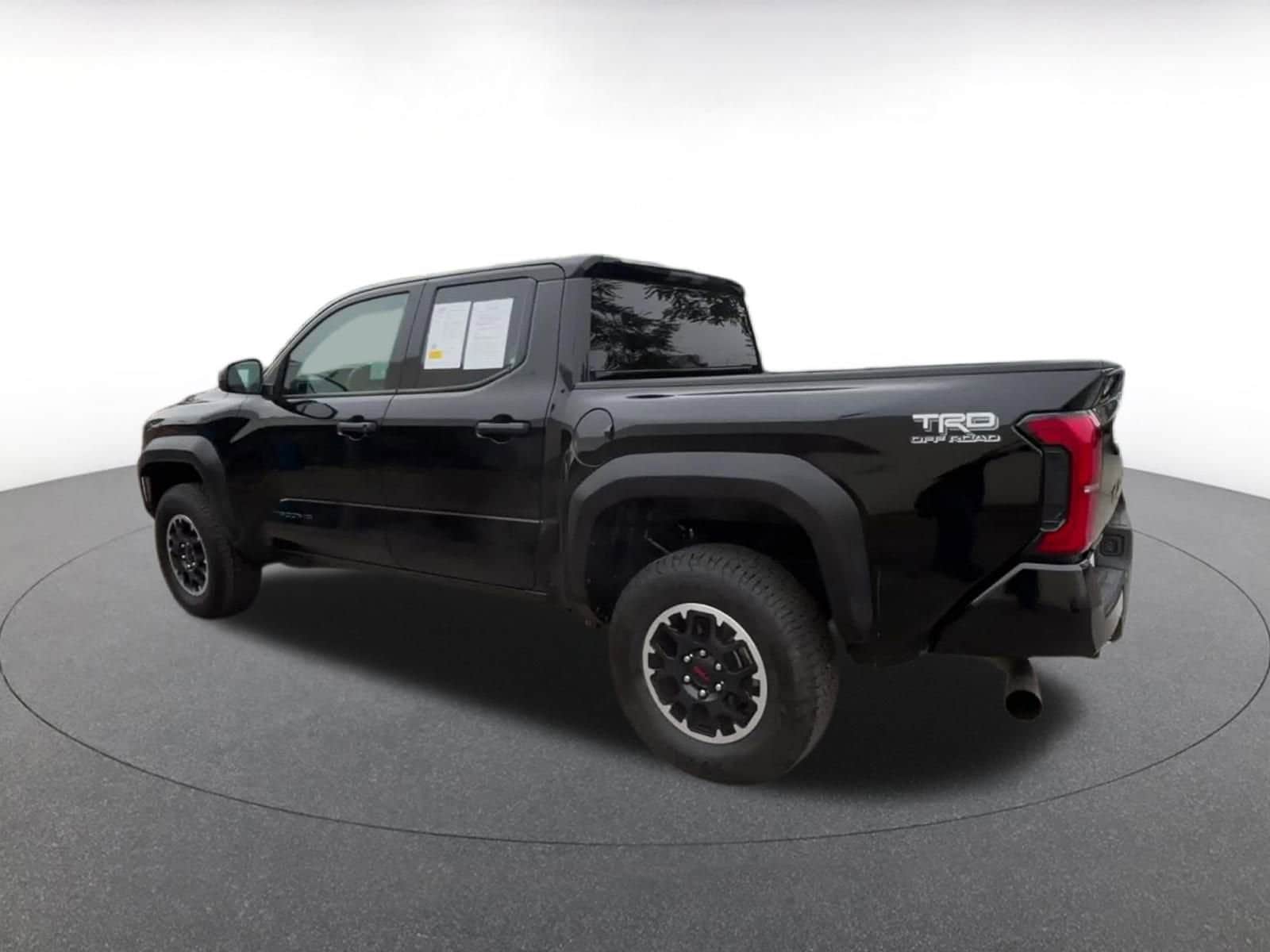 Thumbnail: 2025 Toyota Tacoma - 10