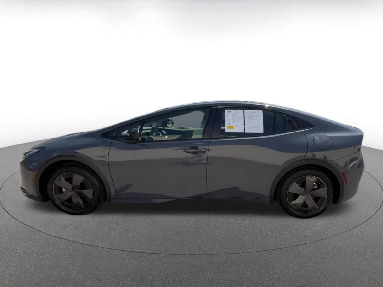 Thumbnail: 2025 Toyota Prius - 9