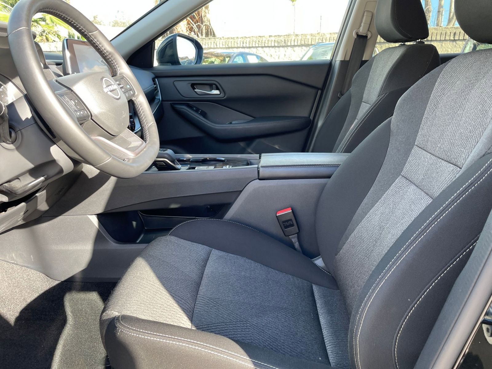 Thumbnail: 2025 Nissan Rogue - 30