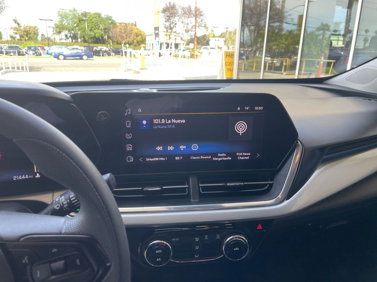 Thumbnail: 2025 Chevrolet Trax - 20