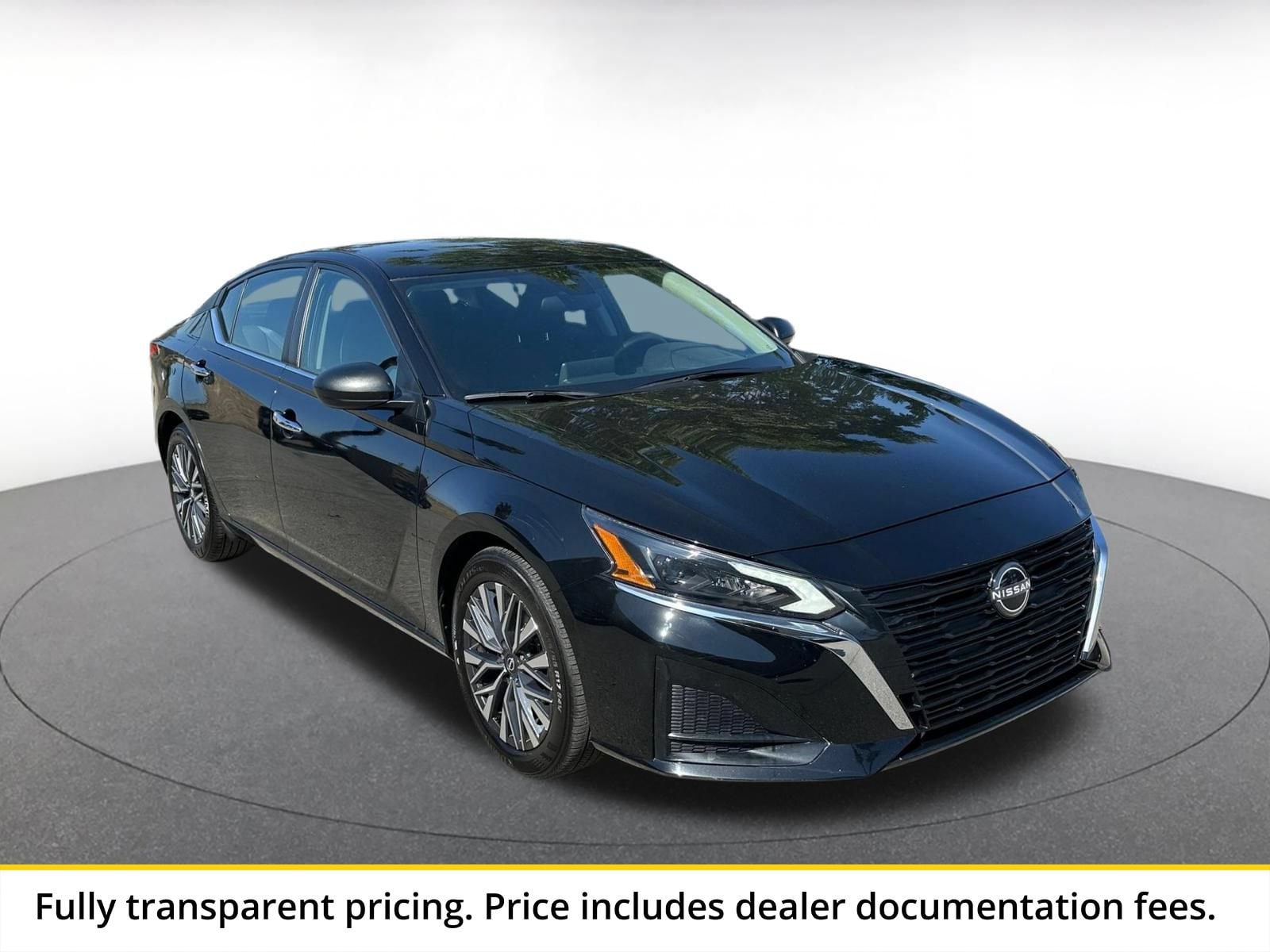 Thumbnail: 2025 Nissan Altima - 1