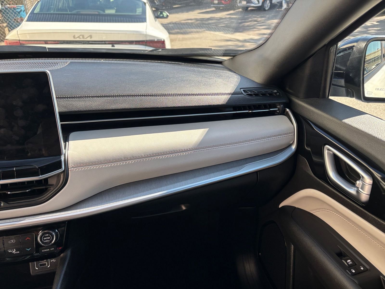 Thumbnail: 2025 Jeep Compass - 35