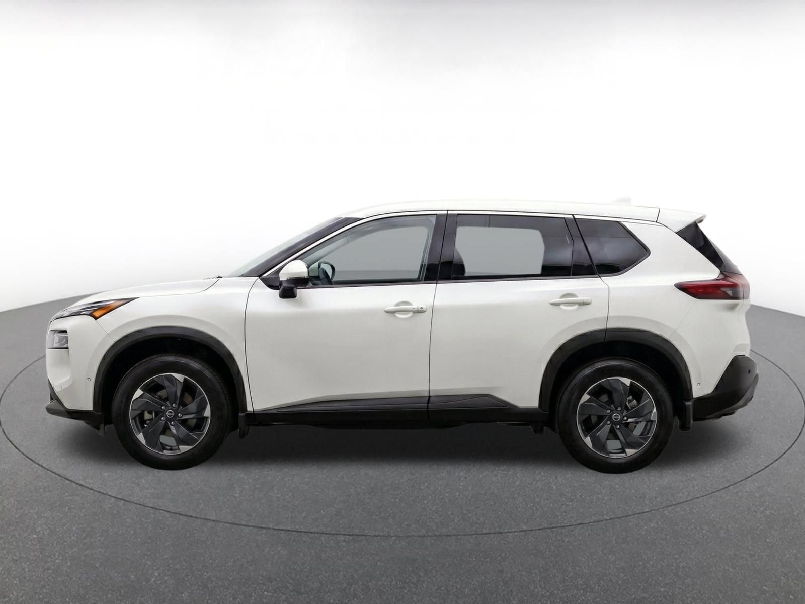 Thumbnail: 2025 Nissan Rogue - 4