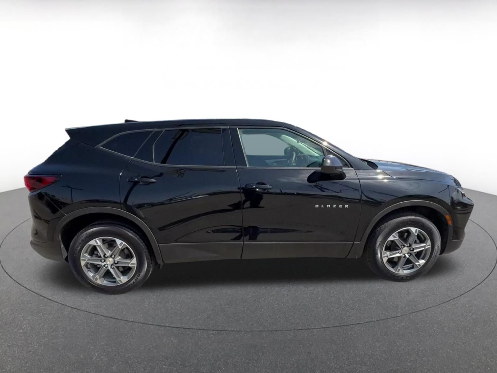Thumbnail: 2025 Chevrolet Blazer - 15