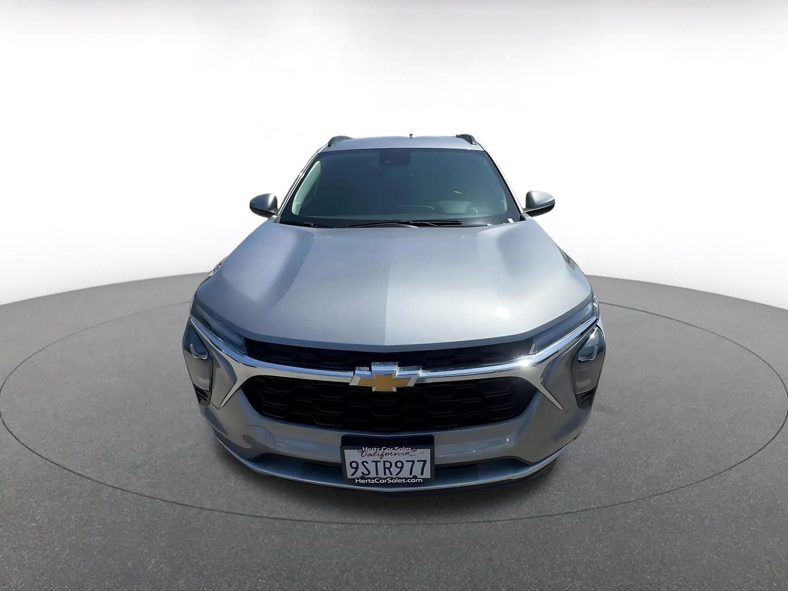 Thumbnail: 2025 Chevrolet Trax - 4