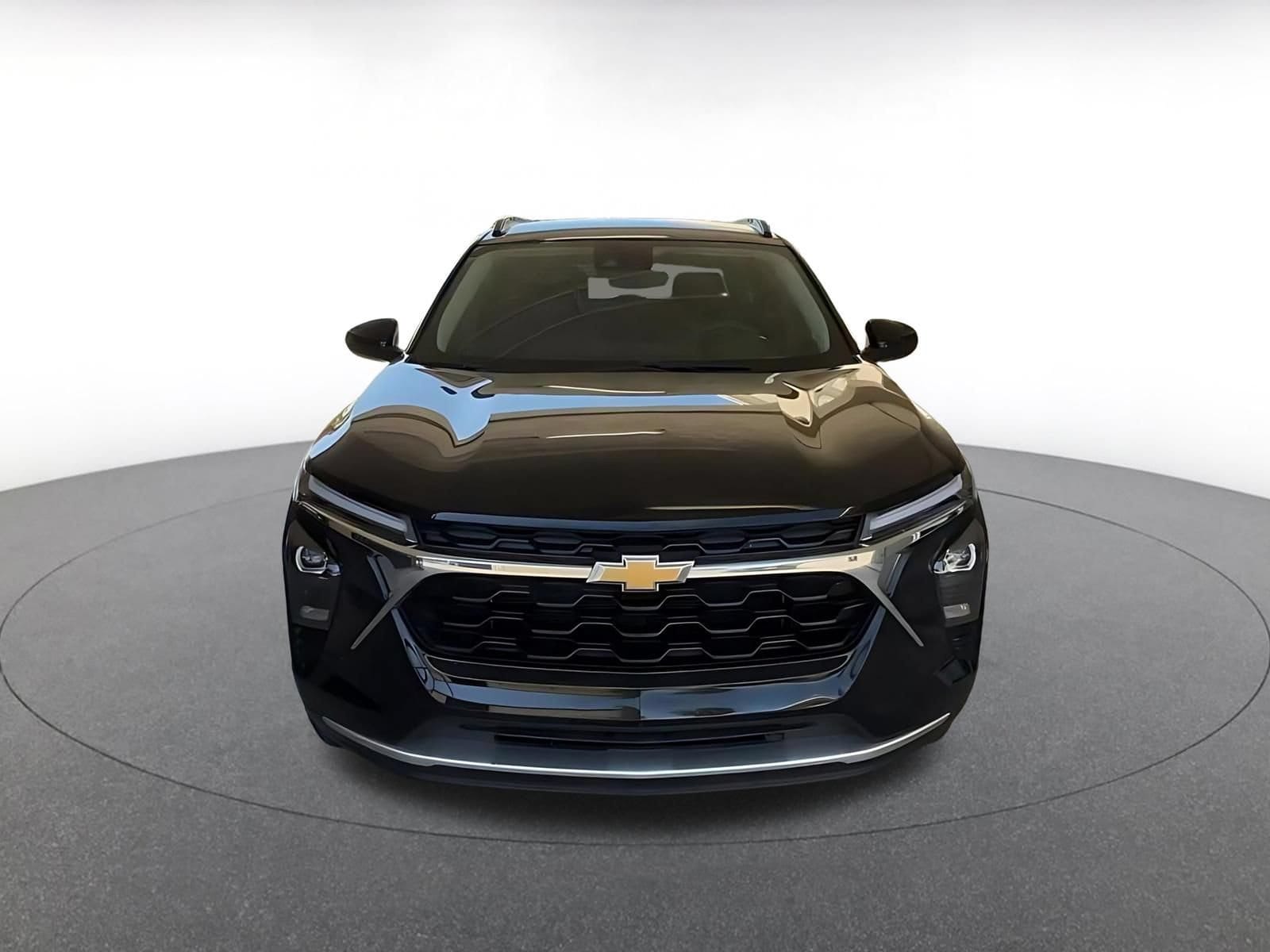 Thumbnail: 2025 Chevrolet Trax - 4
