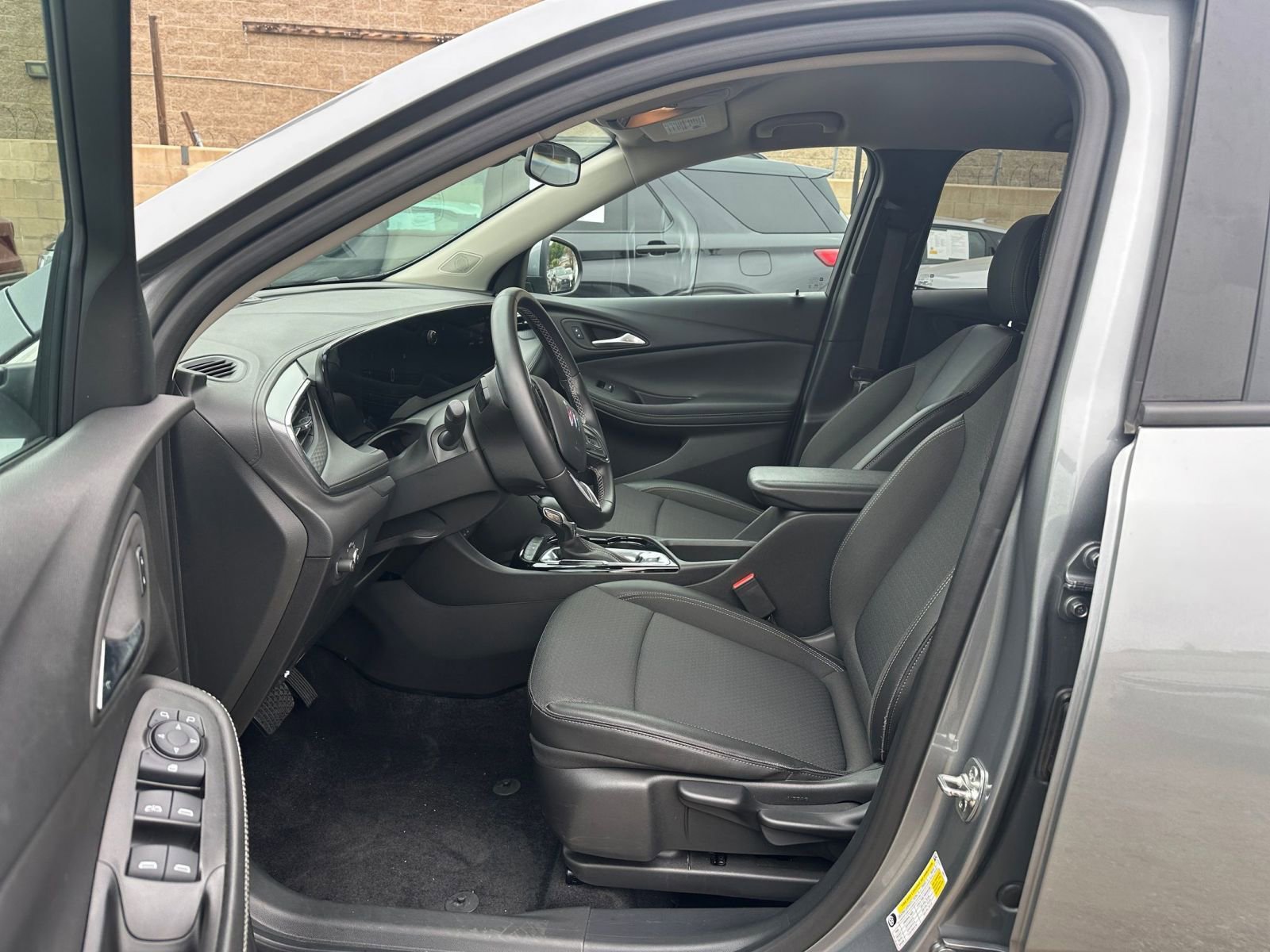 Thumbnail: 2025 Buick Encore GX - 25