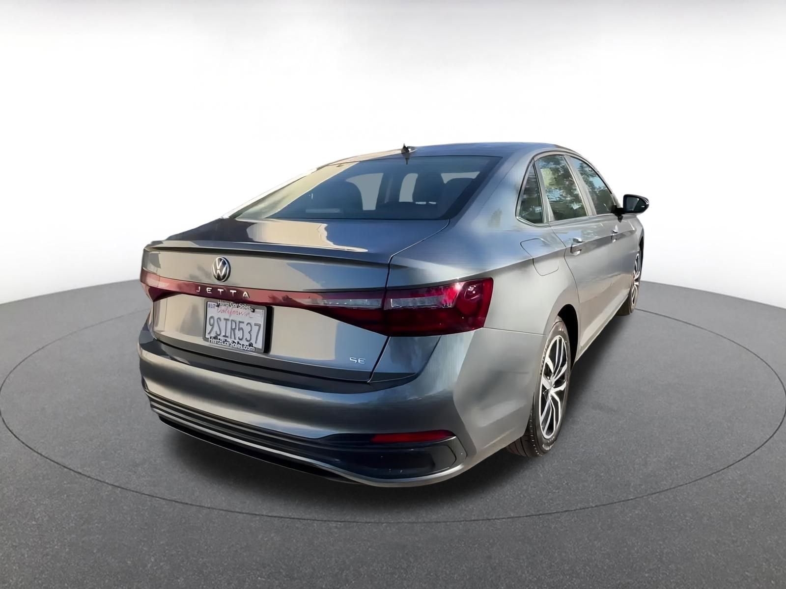 Thumbnail: 2025 Volkswagen Jetta - 14