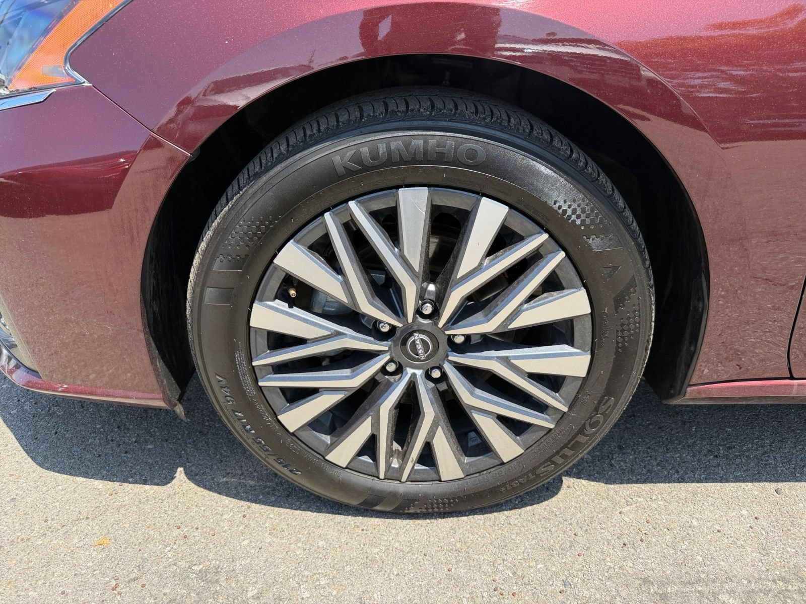 Thumbnail: 2025 Nissan Altima - 30