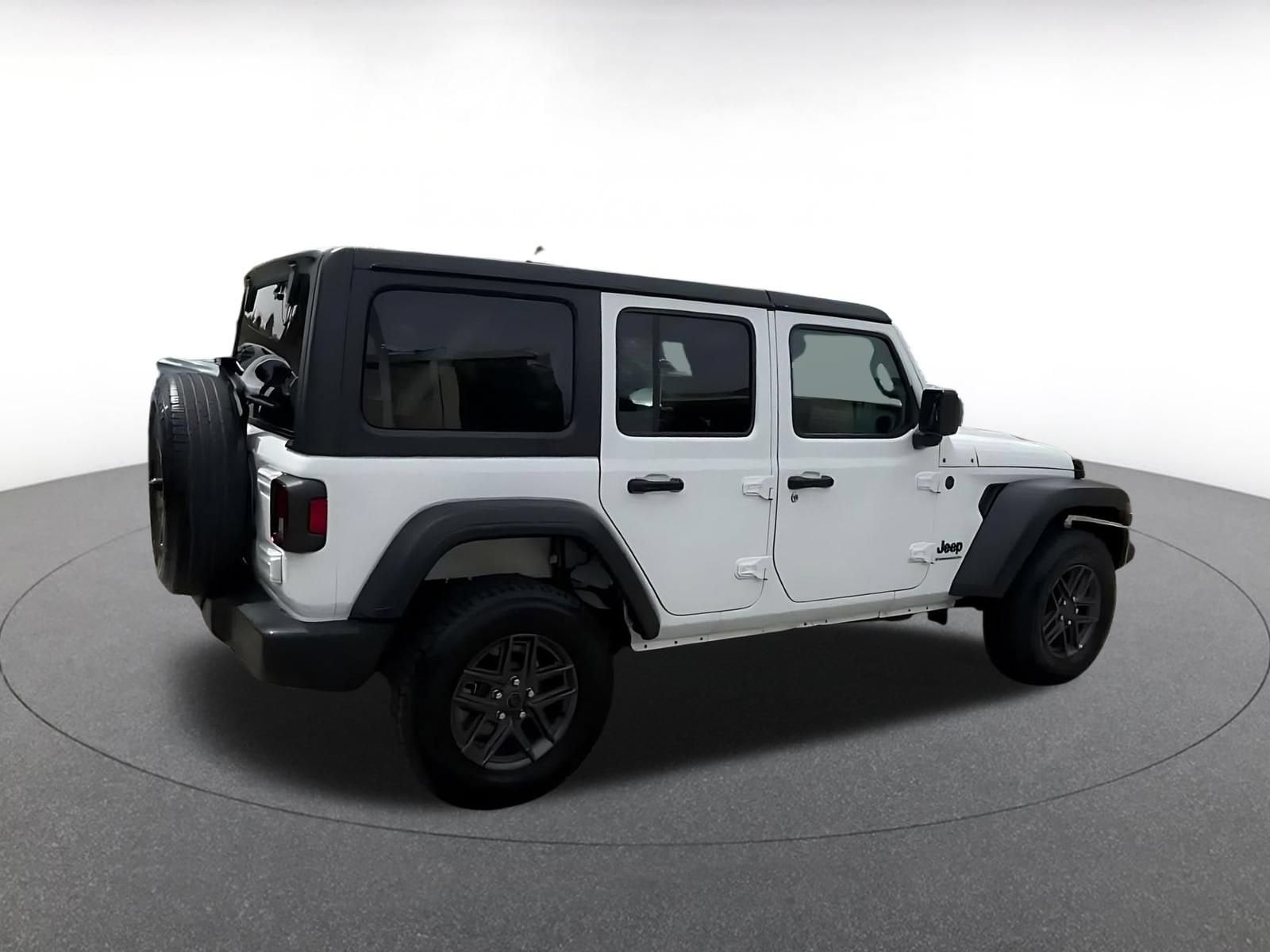 Thumbnail: 2025 Jeep Wrangler - 12