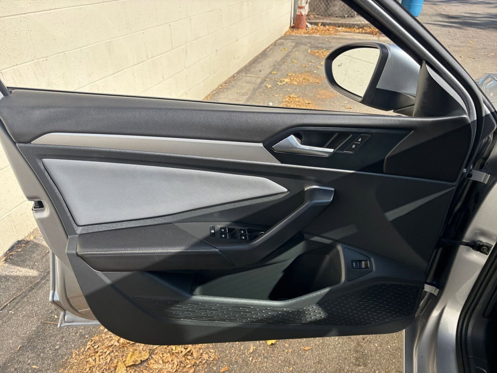 Thumbnail: 2025 Volkswagen Jetta - 20