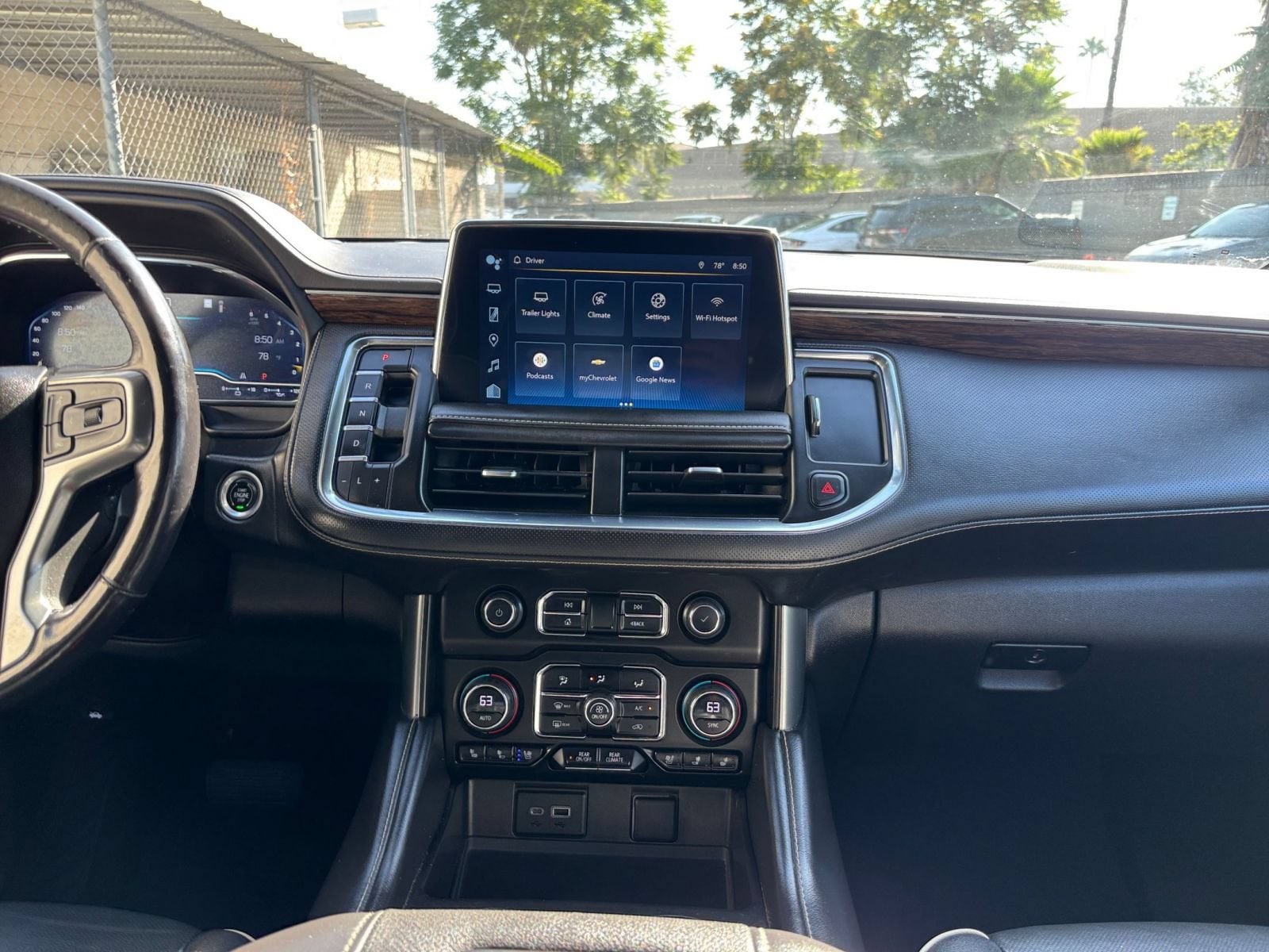 Thumbnail: 2023 Chevrolet Tahoe - 21