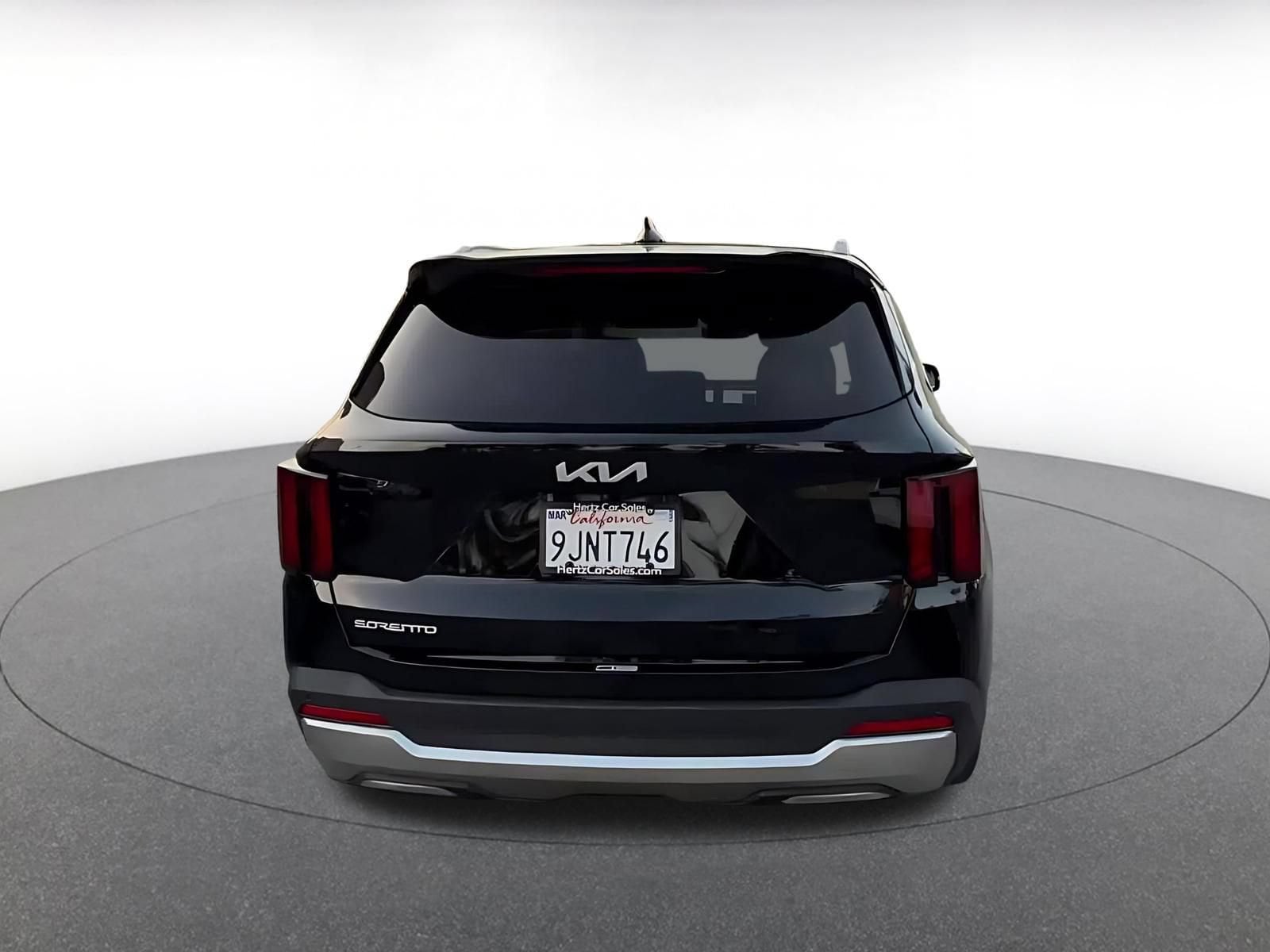 Thumbnail: 2024 Kia Sorento - 10
