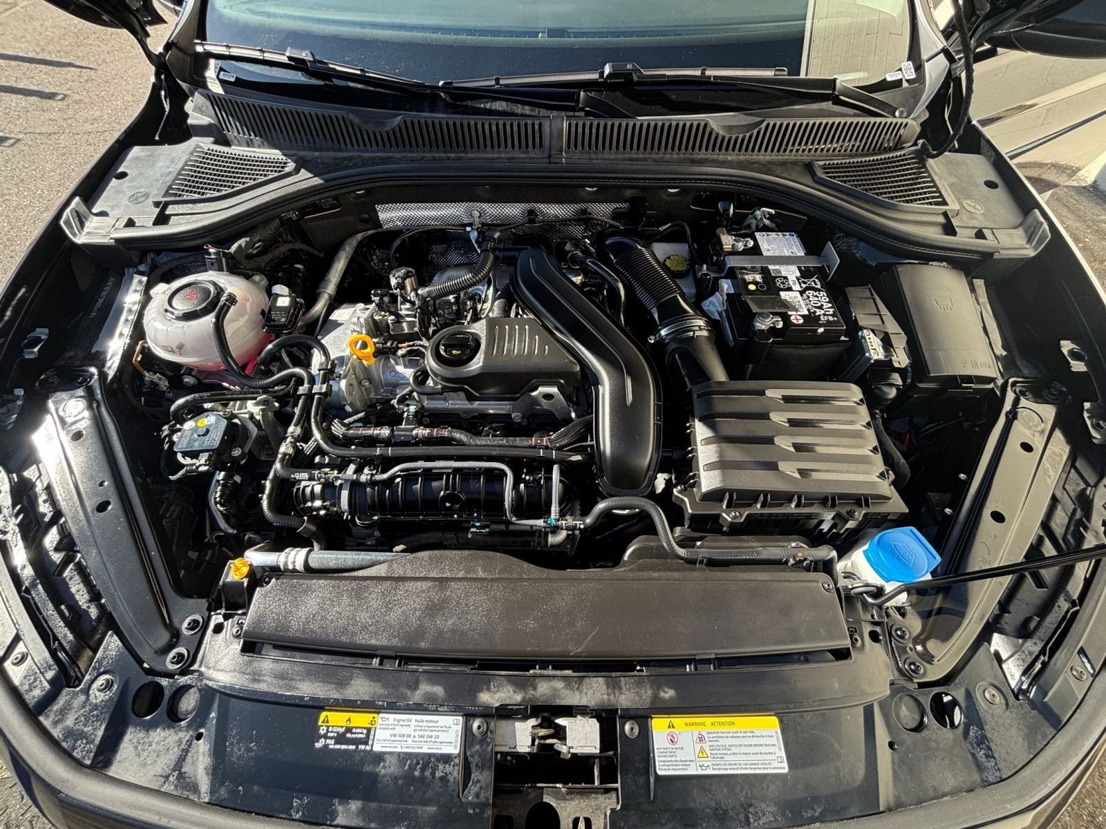 Thumbnail: 2025 Volkswagen Jetta - 32