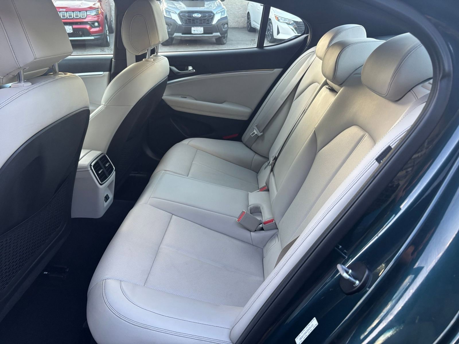 Thumbnail: 2025 Genesis G70 - 25