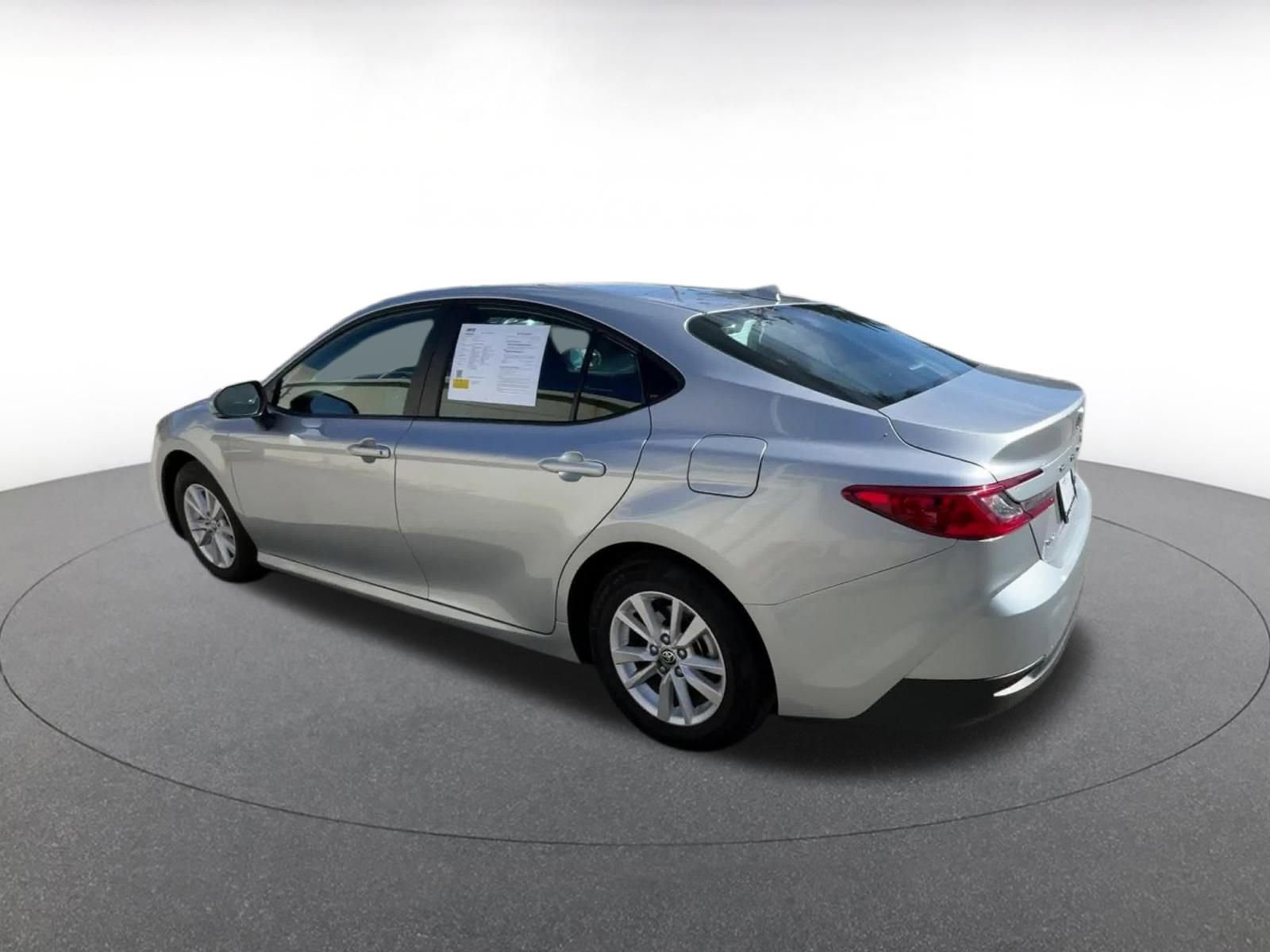 Thumbnail: 2025 Toyota Camry - 10