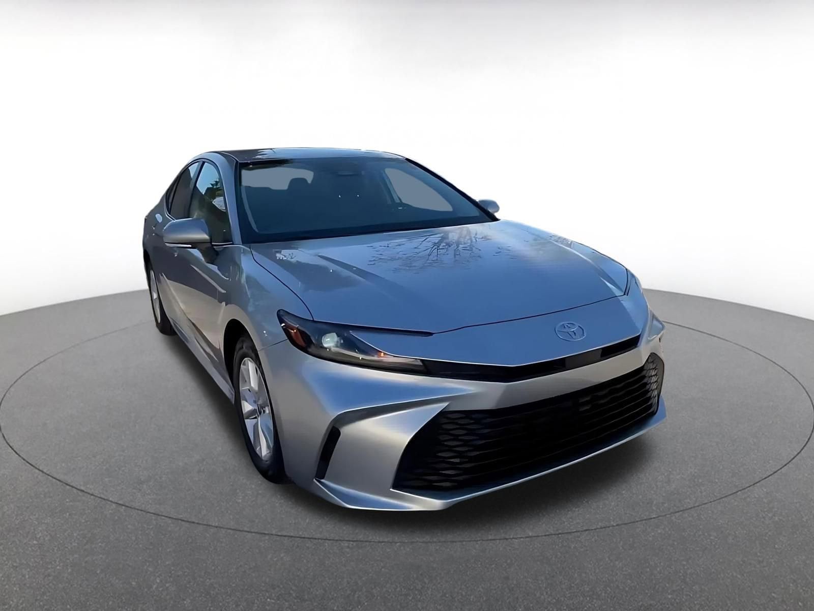 Thumbnail: 2025 Toyota Camry - 3