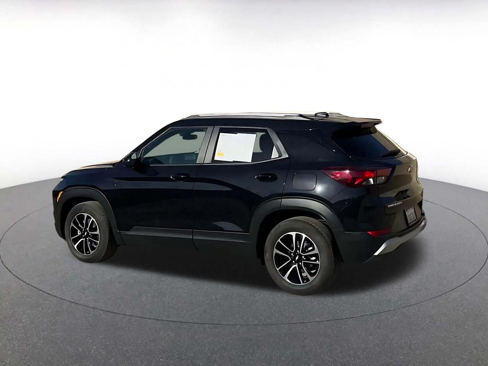 Thumbnail: 2025 Chevrolet TrailBlazer - 10