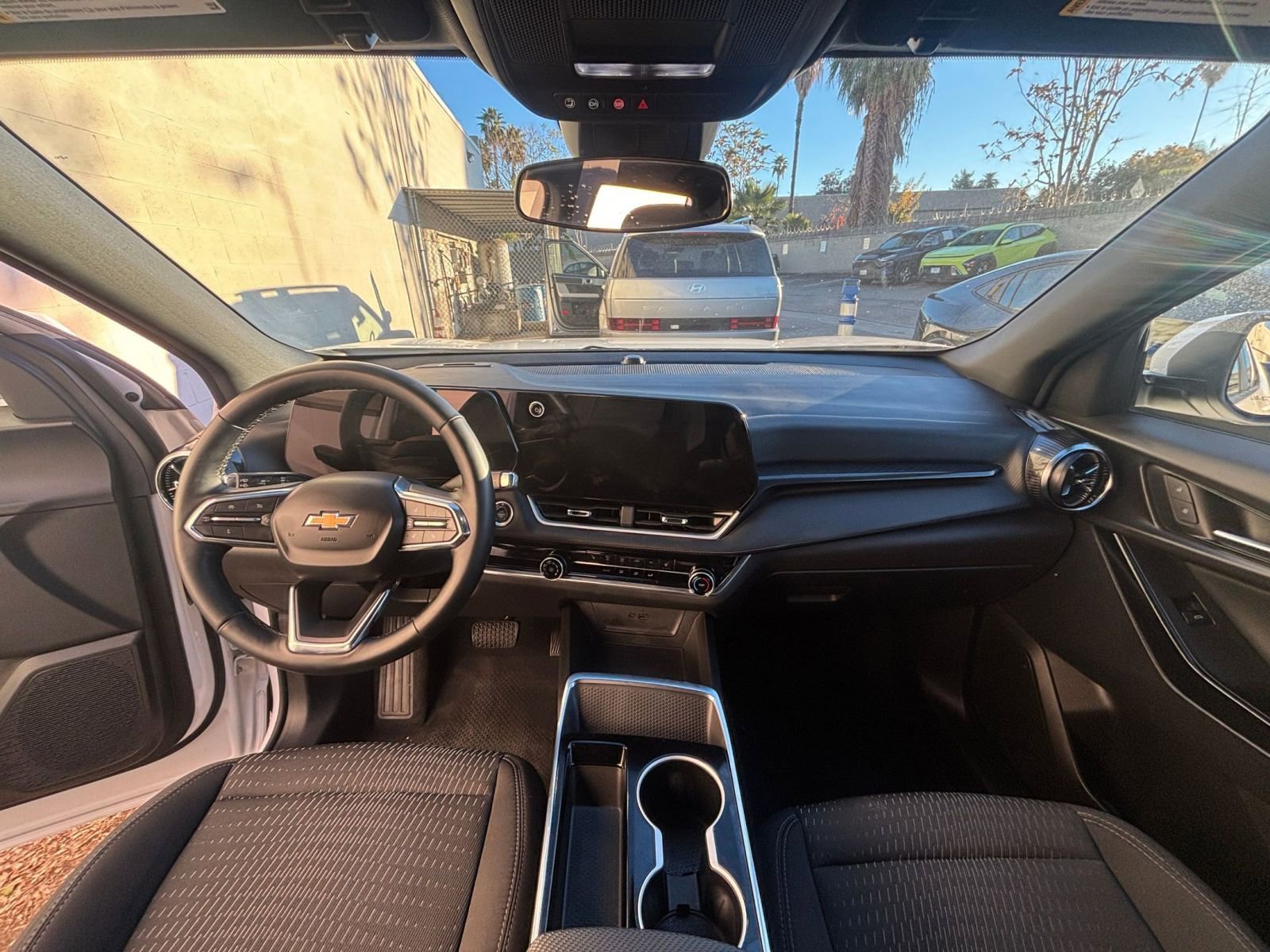 Thumbnail: 2025 Chevrolet Equinox - 33