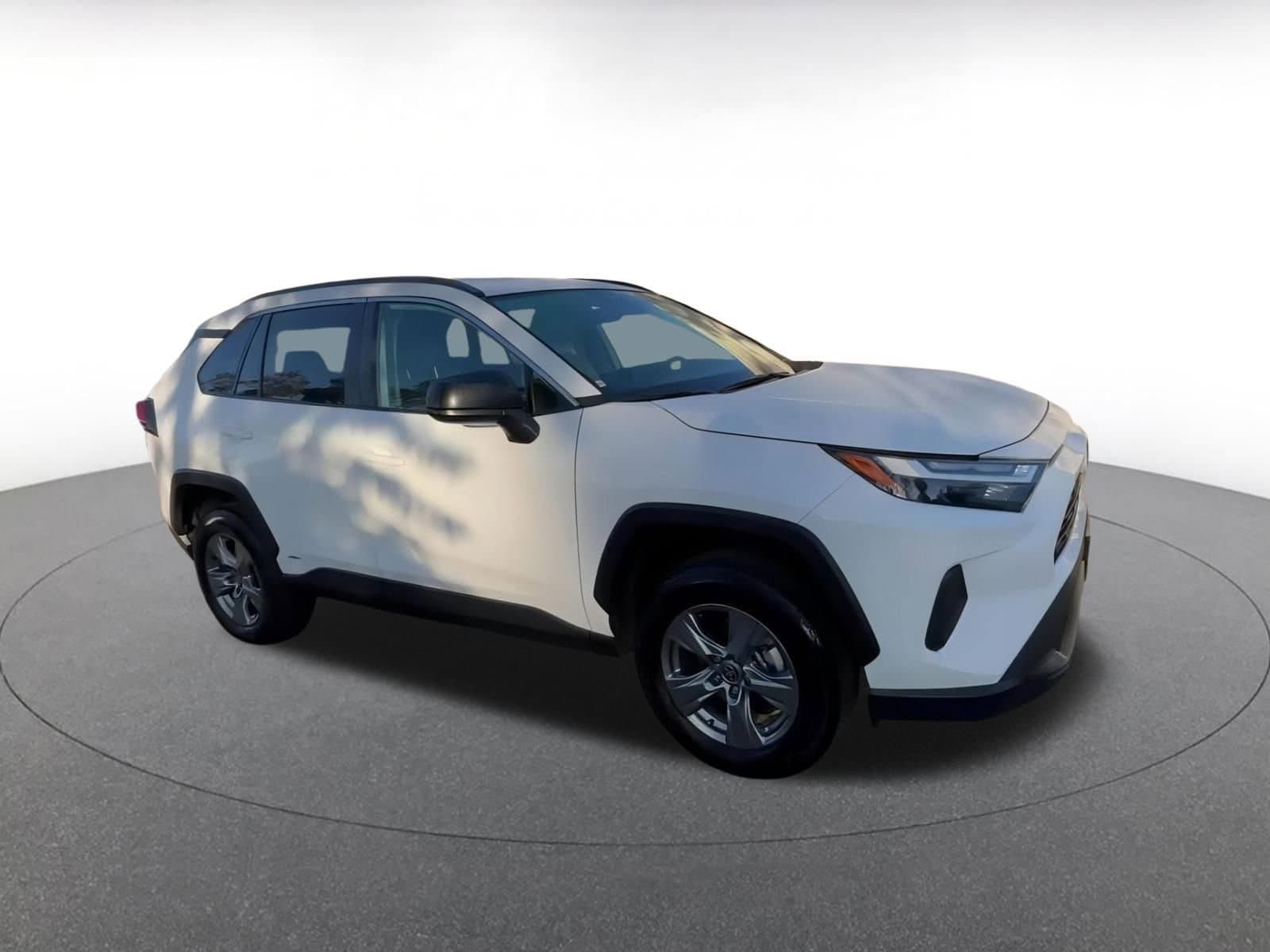 Thumbnail: 2025 Toyota RAV4 - 3