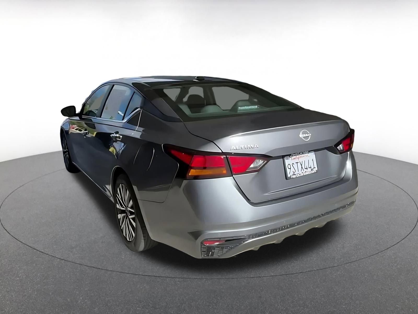 Thumbnail: 2025 Nissan Altima - 15