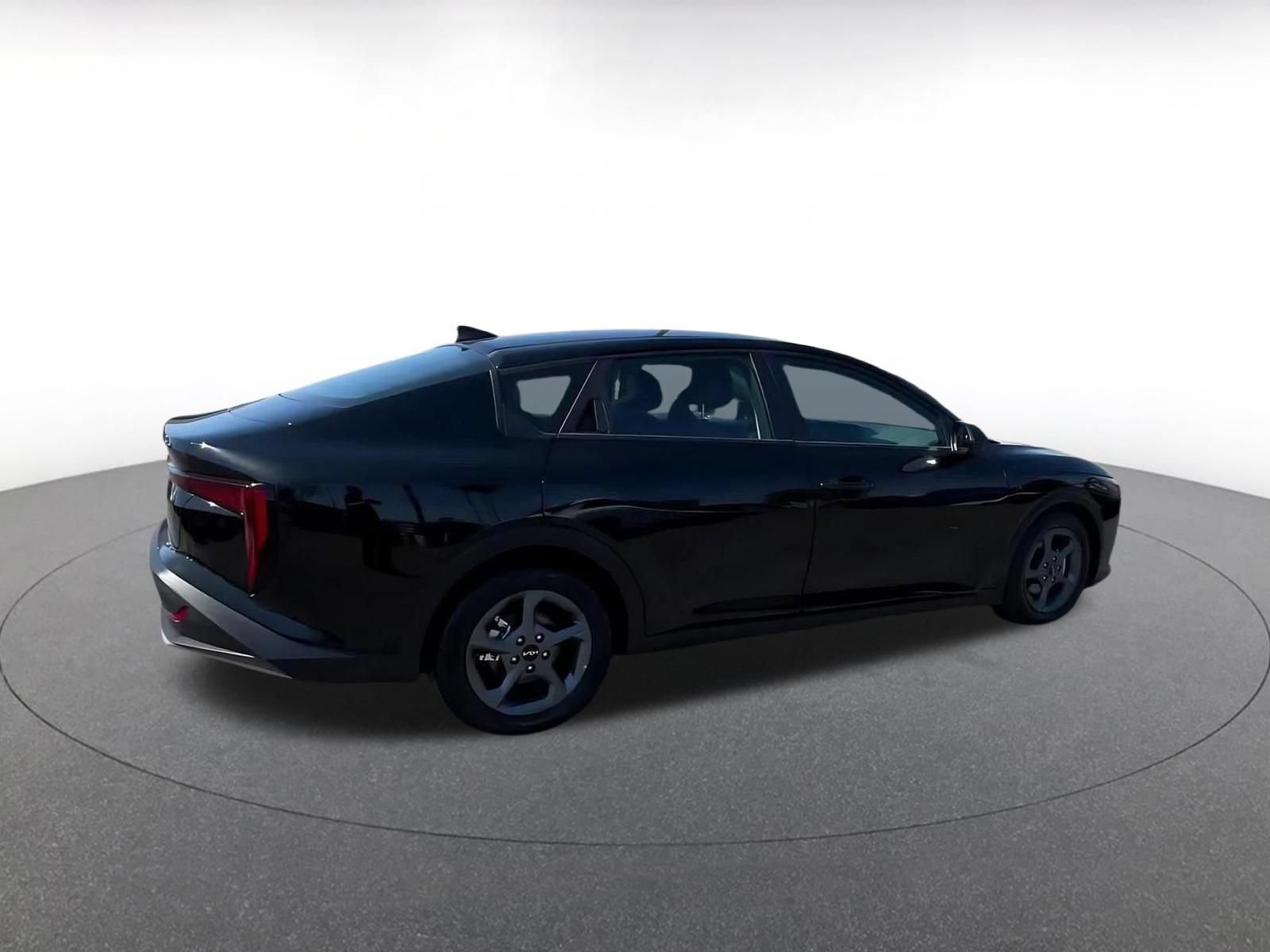 Thumbnail: 2025 Kia K4 - 11