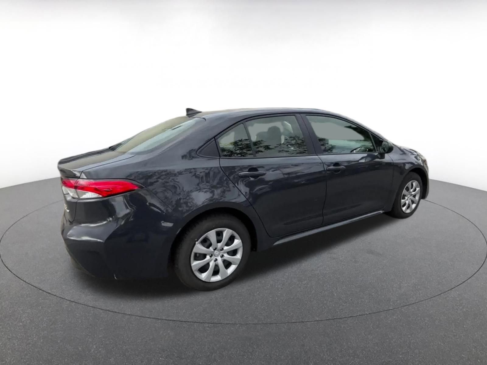 Thumbnail: 2025 Toyota Corolla - 14