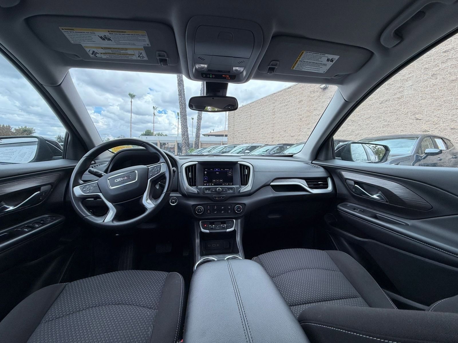 Thumbnail: 2024 GMC Terrain - 32